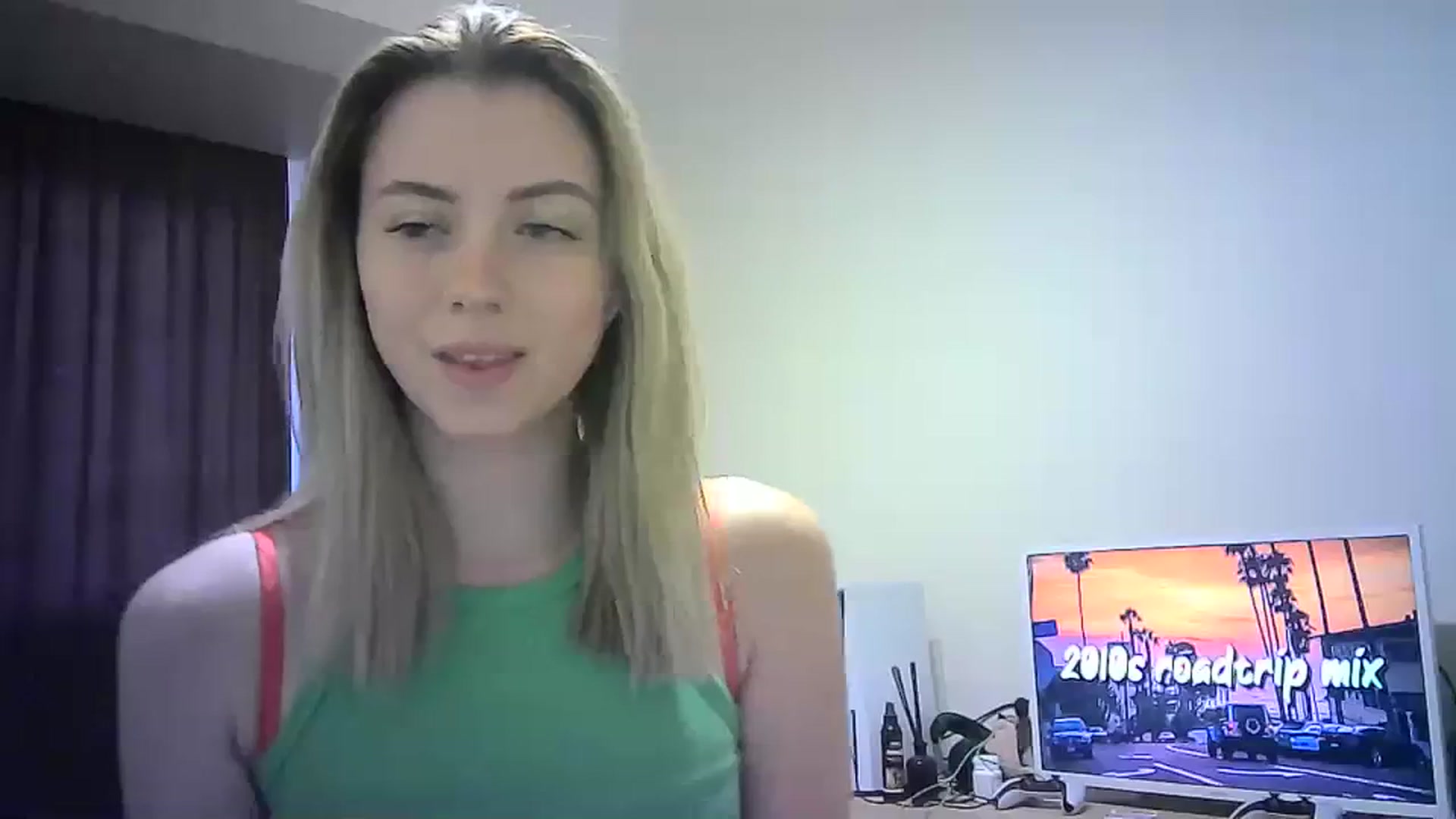 Gallery image thumbnail from Sulfate0's myfreecams stream on, 03/29/2024, 14:58 image 2 of 20