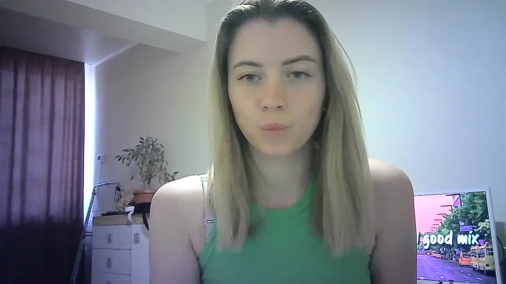 Gallery image thumbnail from Sulfate0's myfreecams stream on, 03/30/2024, 12:11 image 7 of 20