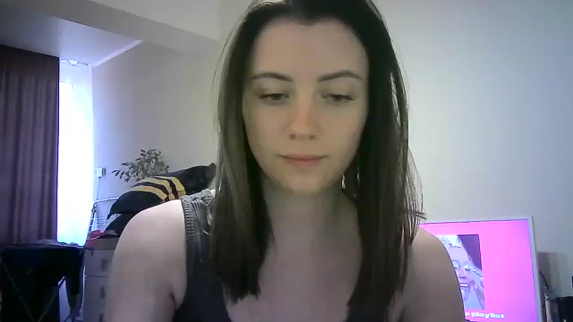 Gallery image thumbnail from Sulfate0's myfreecams stream on, 04/05/2024, 12:08 image 14 of 20