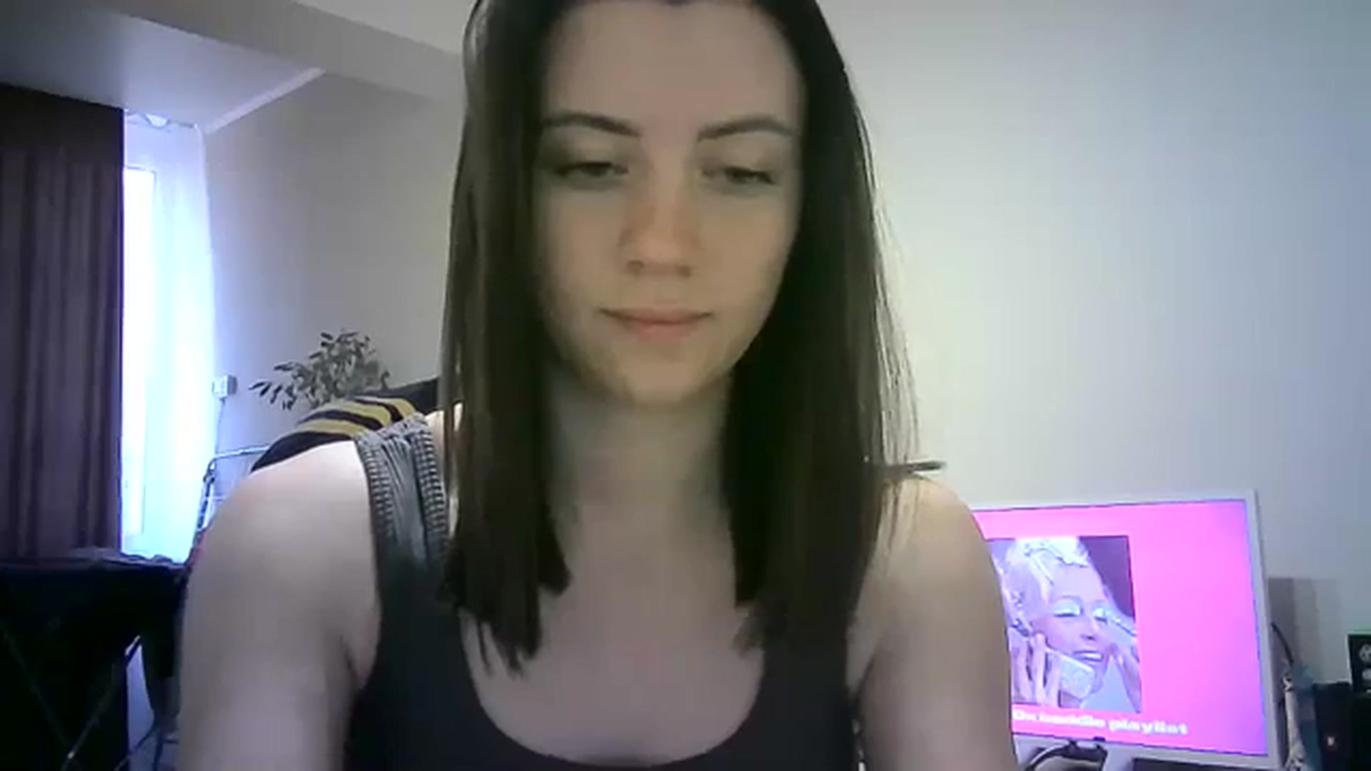 Gallery image thumbnail from Sulfate0's myfreecams stream on, 04/05/2024, 12:47 image 5 of 20