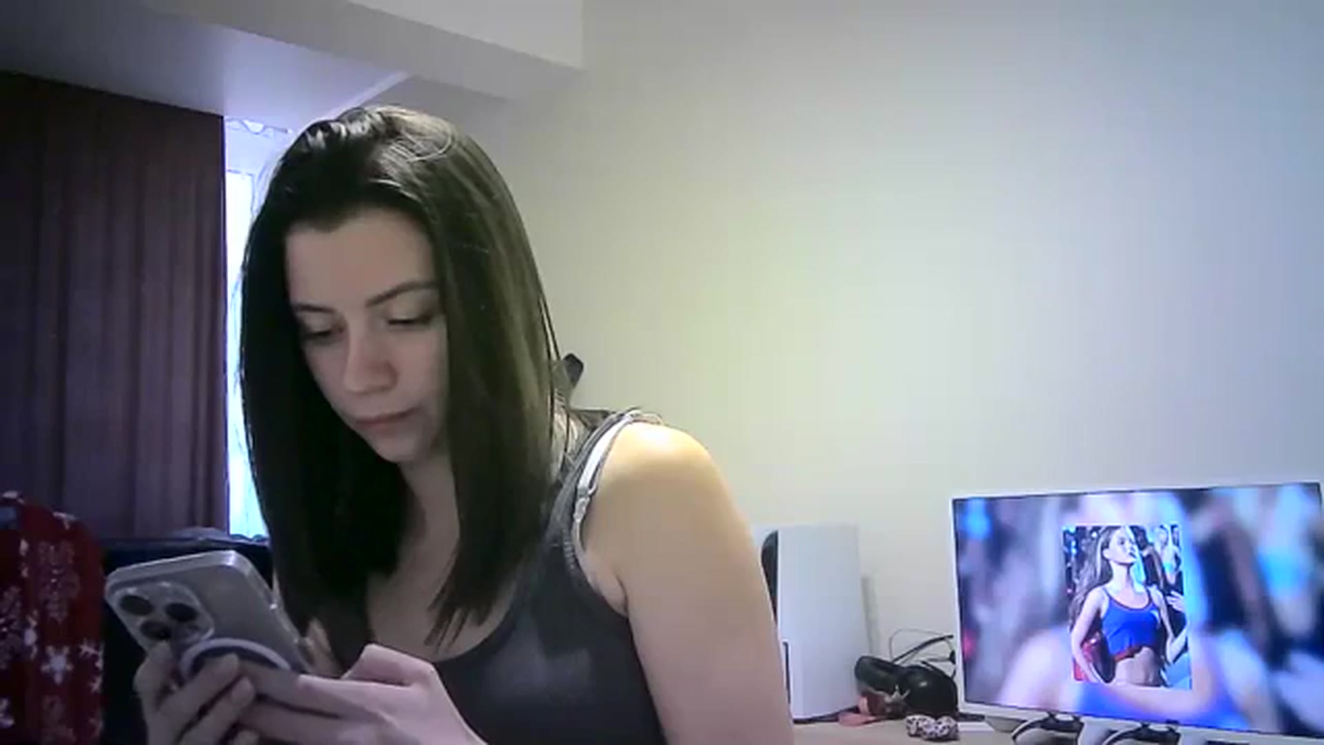 Gallery image thumbnail from Sulfate0's myfreecams stream on, 04/05/2024, 12:47 image 17 of 20