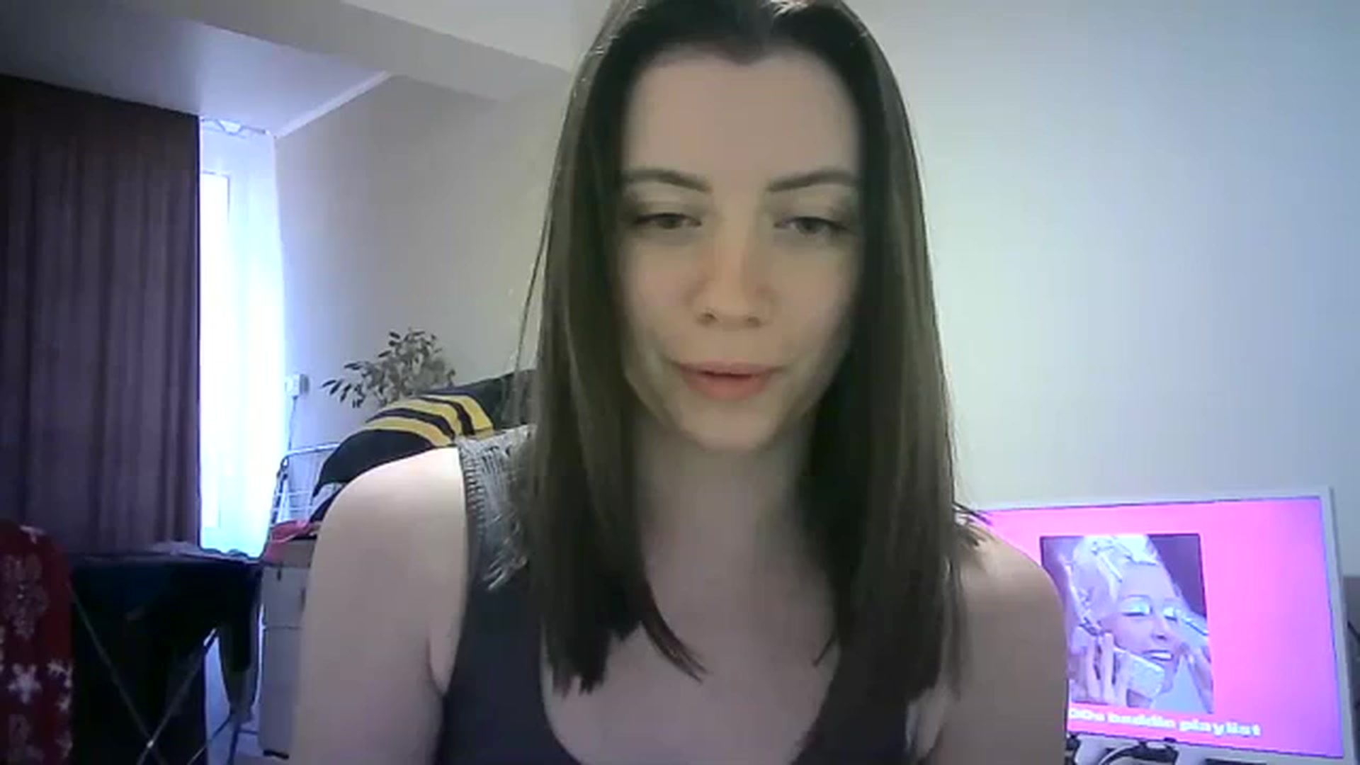 Gallery image thumbnail from Sulfate0's myfreecams stream on, 04/05/2024, 12:47 image 11 of 20