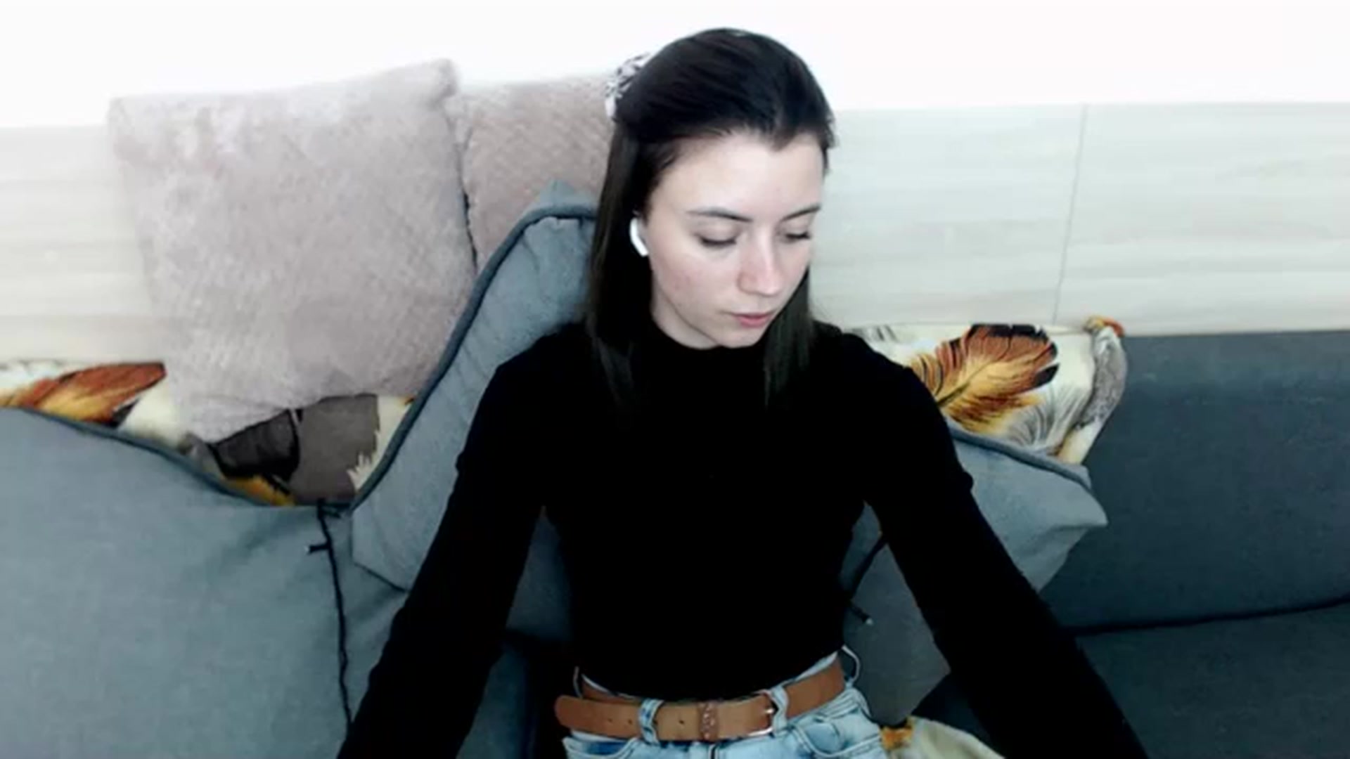 Gallery image thumbnail from Sulfate0's myfreecams stream on, 04/07/2024, 11:38 image 18 of 20