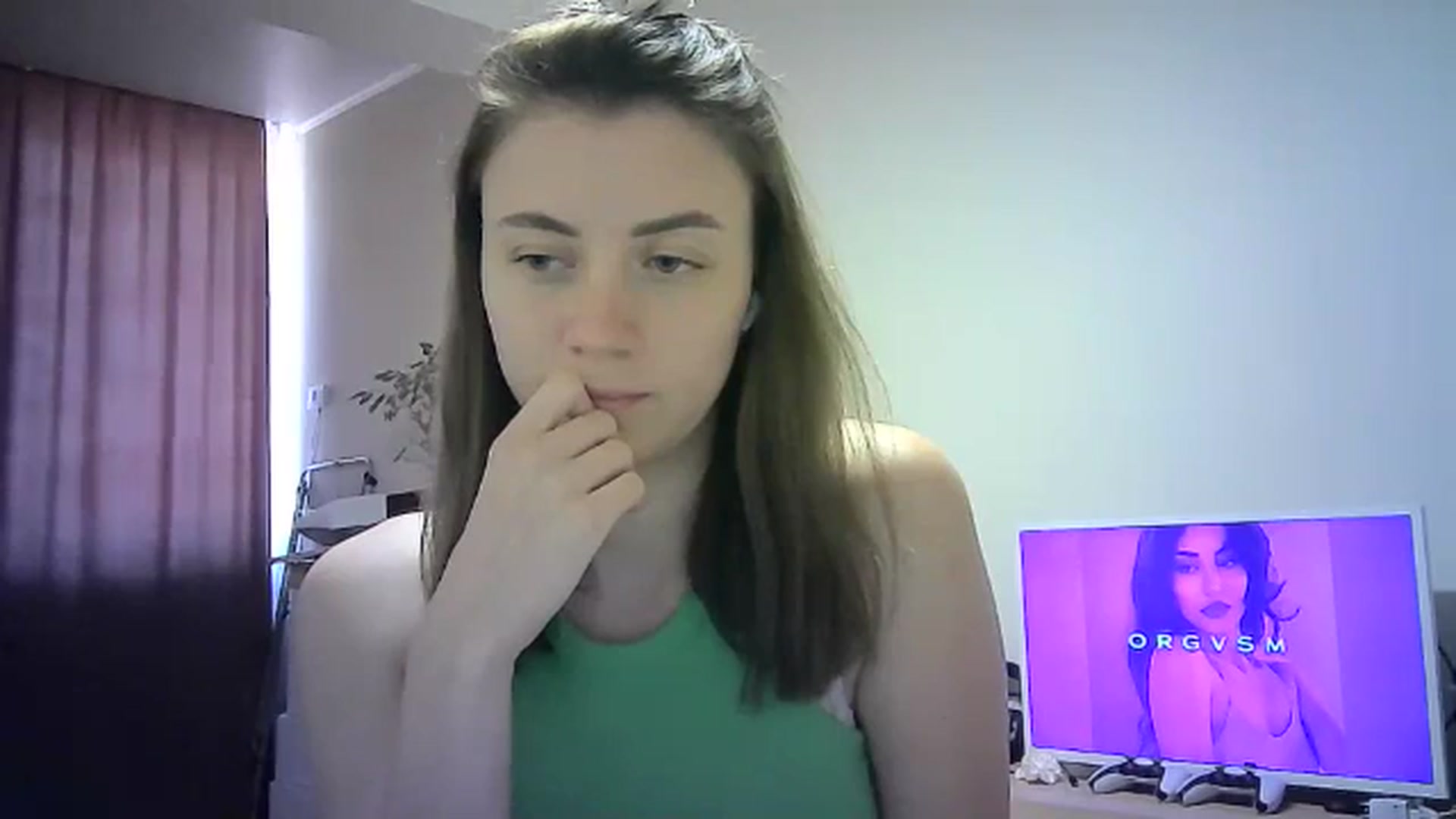 Gallery image thumbnail from Sulfate0's myfreecams stream on, 04/17/2024, 10:52 image 18 of 20
