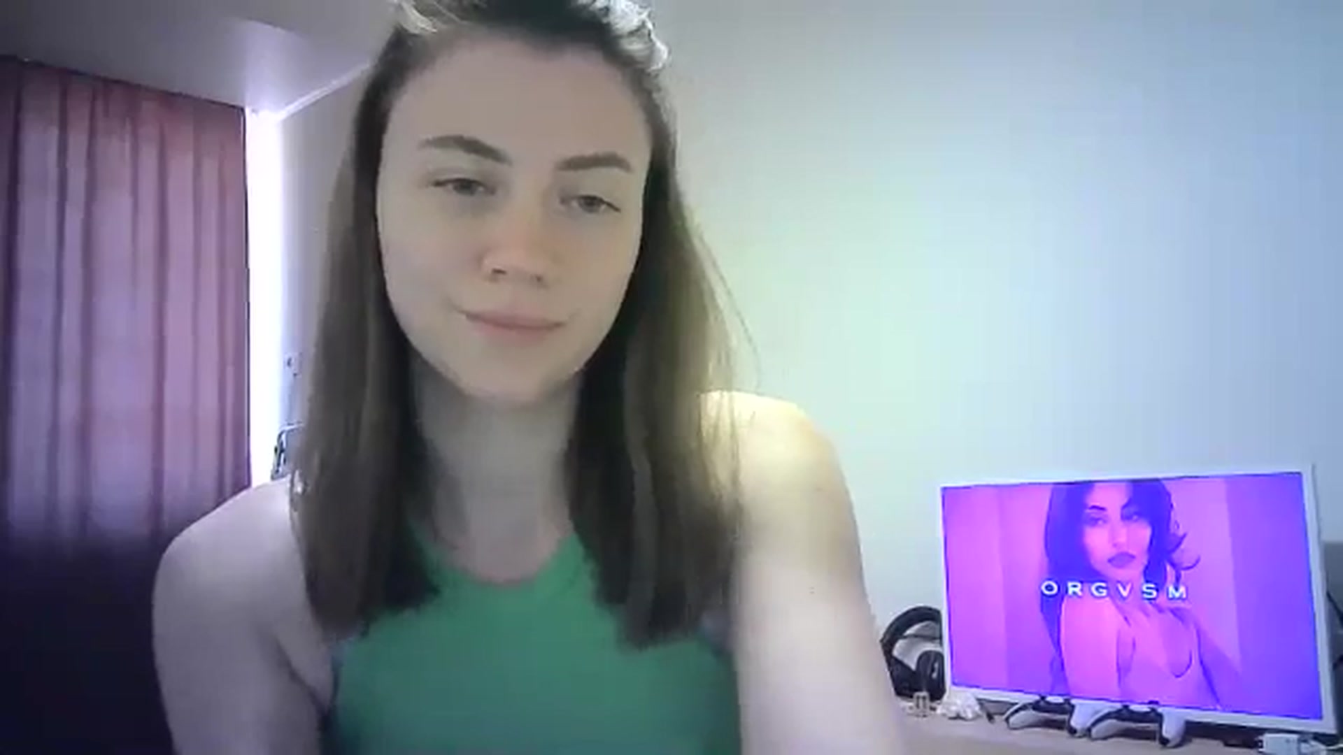 Gallery image thumbnail from Sulfate0's myfreecams stream on, 04/17/2024, 10:52 image 9 of 20