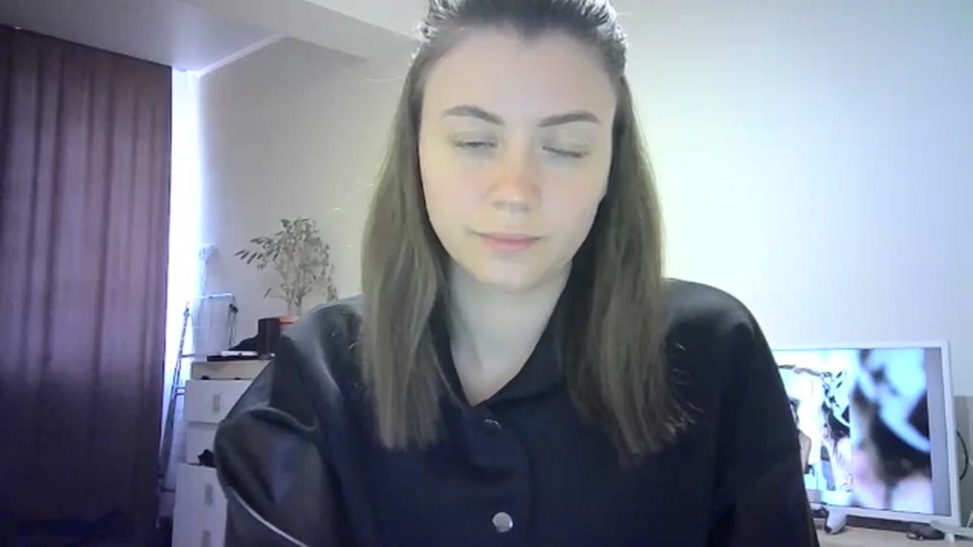 Gallery image thumbnail from Sulfate0's myfreecams stream on, 04/19/2024, 13:03 image 10 of 20