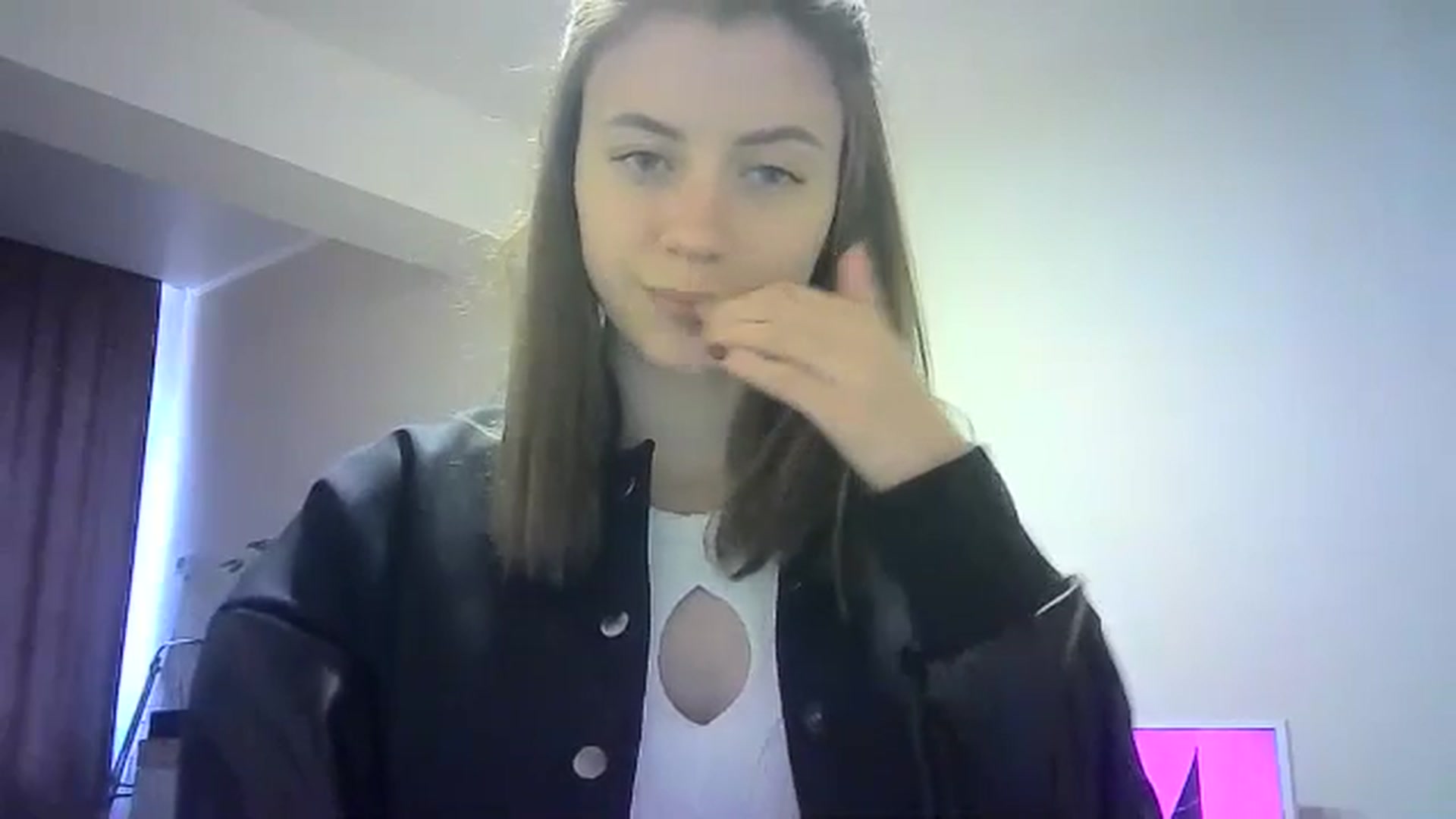 Gallery image thumbnail from Sulfate0's myfreecams stream on, 04/22/2024, 11:59 image 18 of 20