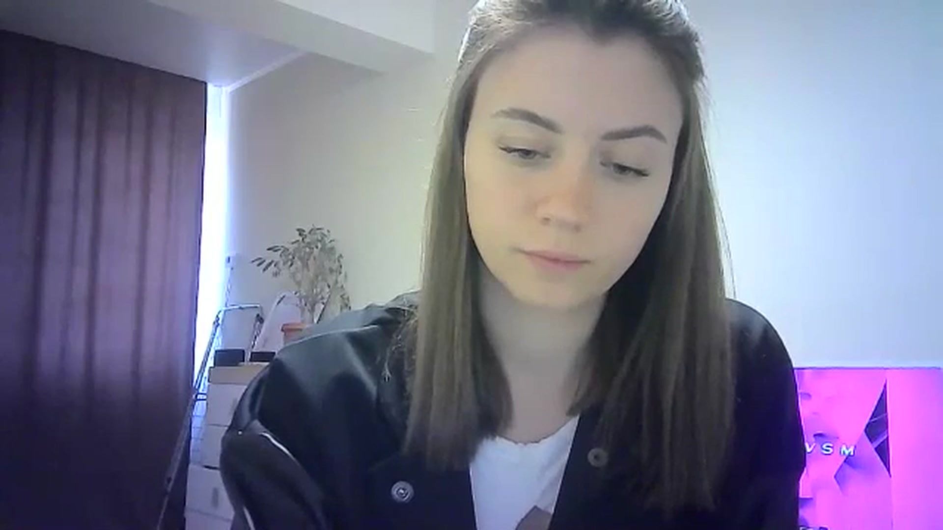 Gallery image thumbnail from Sulfate0's myfreecams stream on, 04/22/2024, 11:59 image 14 of 20