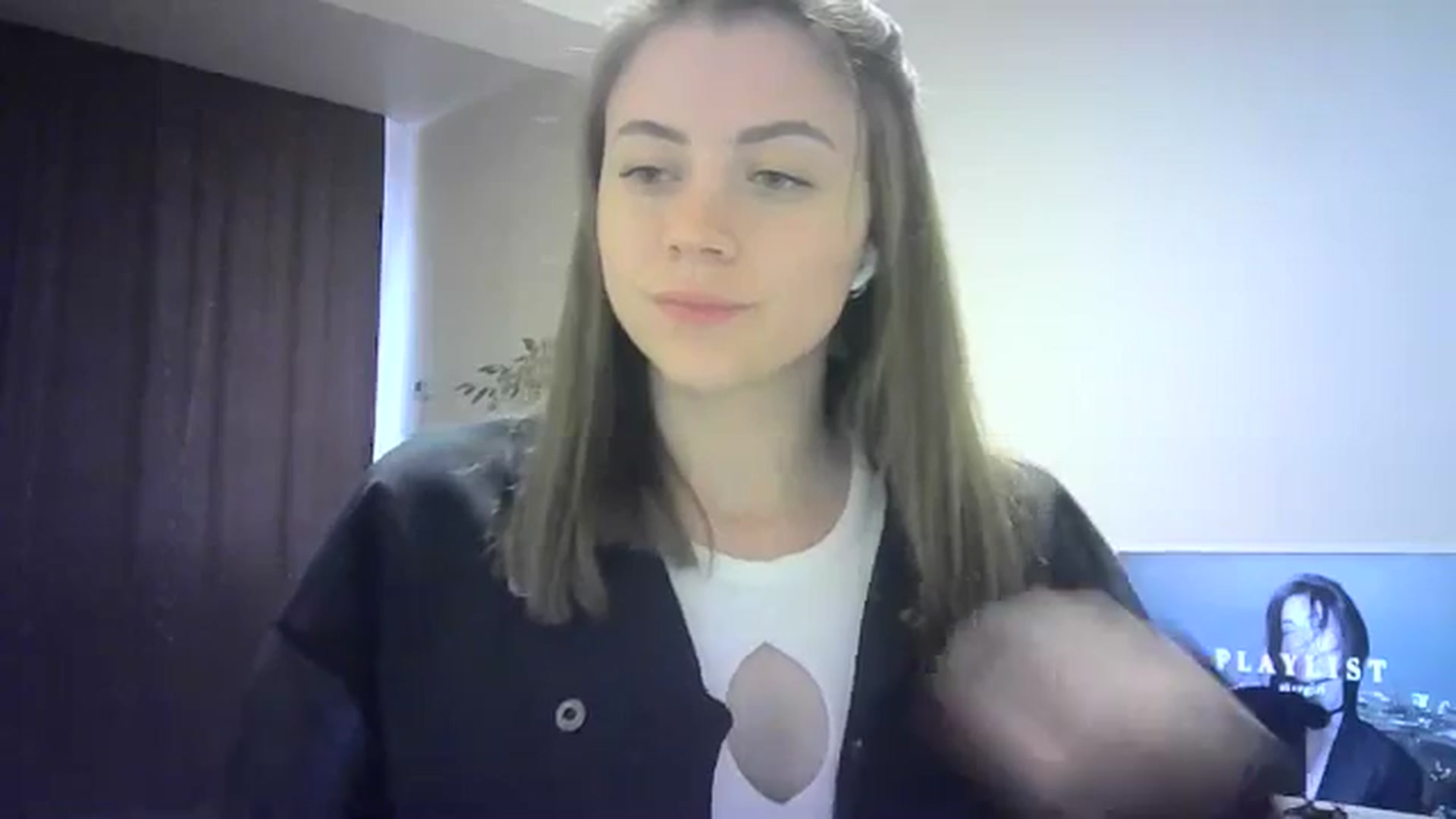 Gallery image thumbnail from Sulfate0's myfreecams stream on, 04/22/2024, 13:01 image 8 of 20