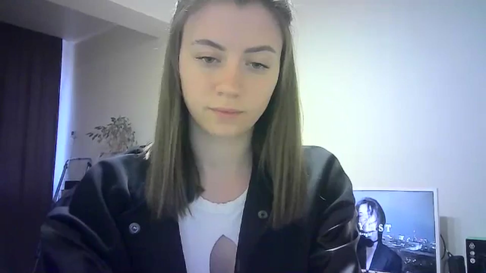 Gallery image thumbnail from Sulfate0's myfreecams stream on, 04/22/2024, 13:01 image 15 of 20