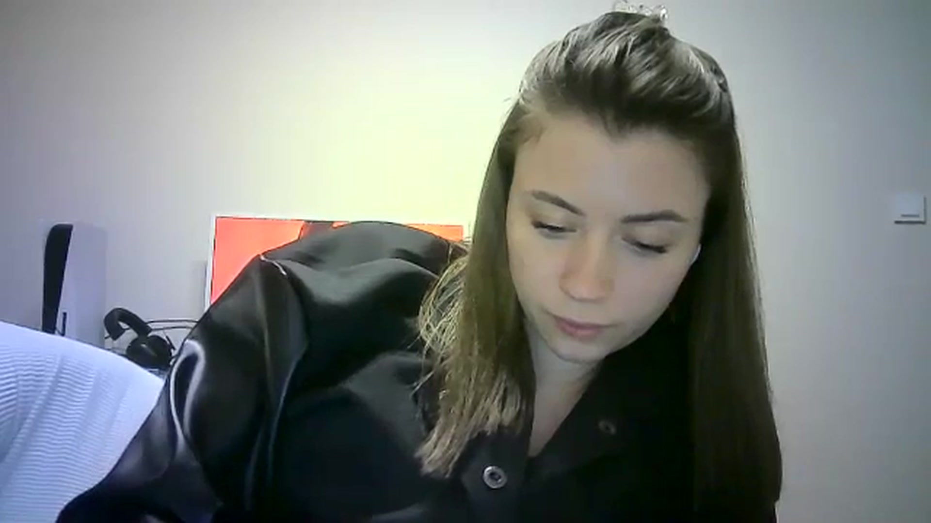 Gallery image thumbnail from Sulfate0's myfreecams stream on, 04/25/2024, 13:20 image 16 of 20