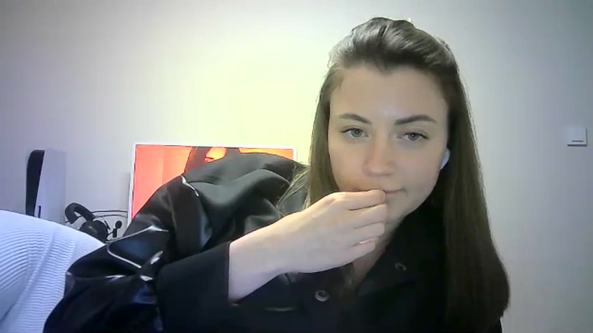 Gallery image thumbnail from Sulfate0's myfreecams stream on, 04/25/2024, 13:20 image 19 of 20