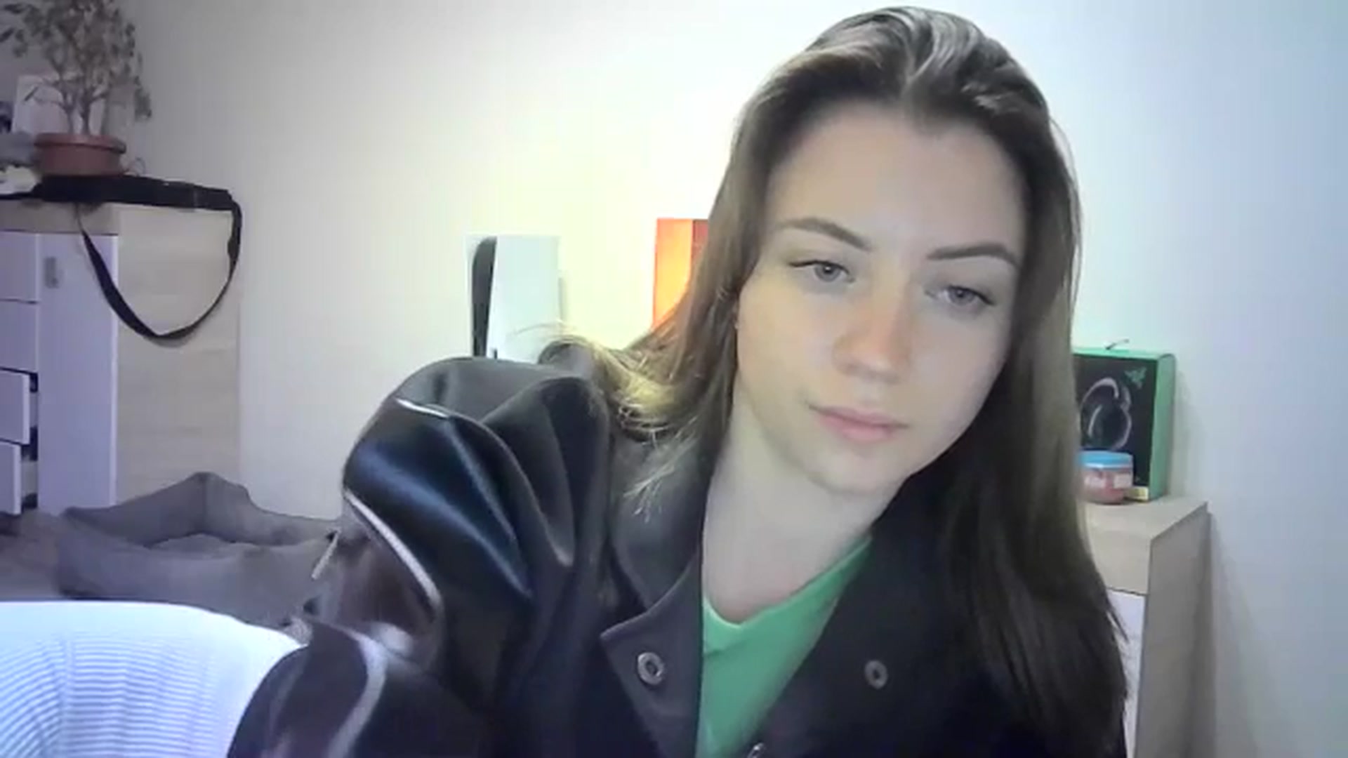 Gallery image thumbnail from Sulfate0's myfreecams stream on, 04/27/2024, 10:41 image 7 of 20