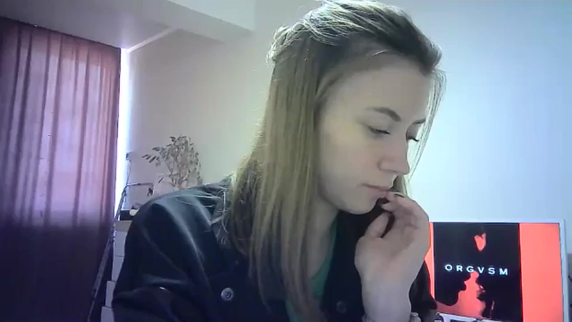 Gallery image thumbnail from Sulfate0's myfreecams stream on, 04/27/2024, 12:07 image 18 of 20