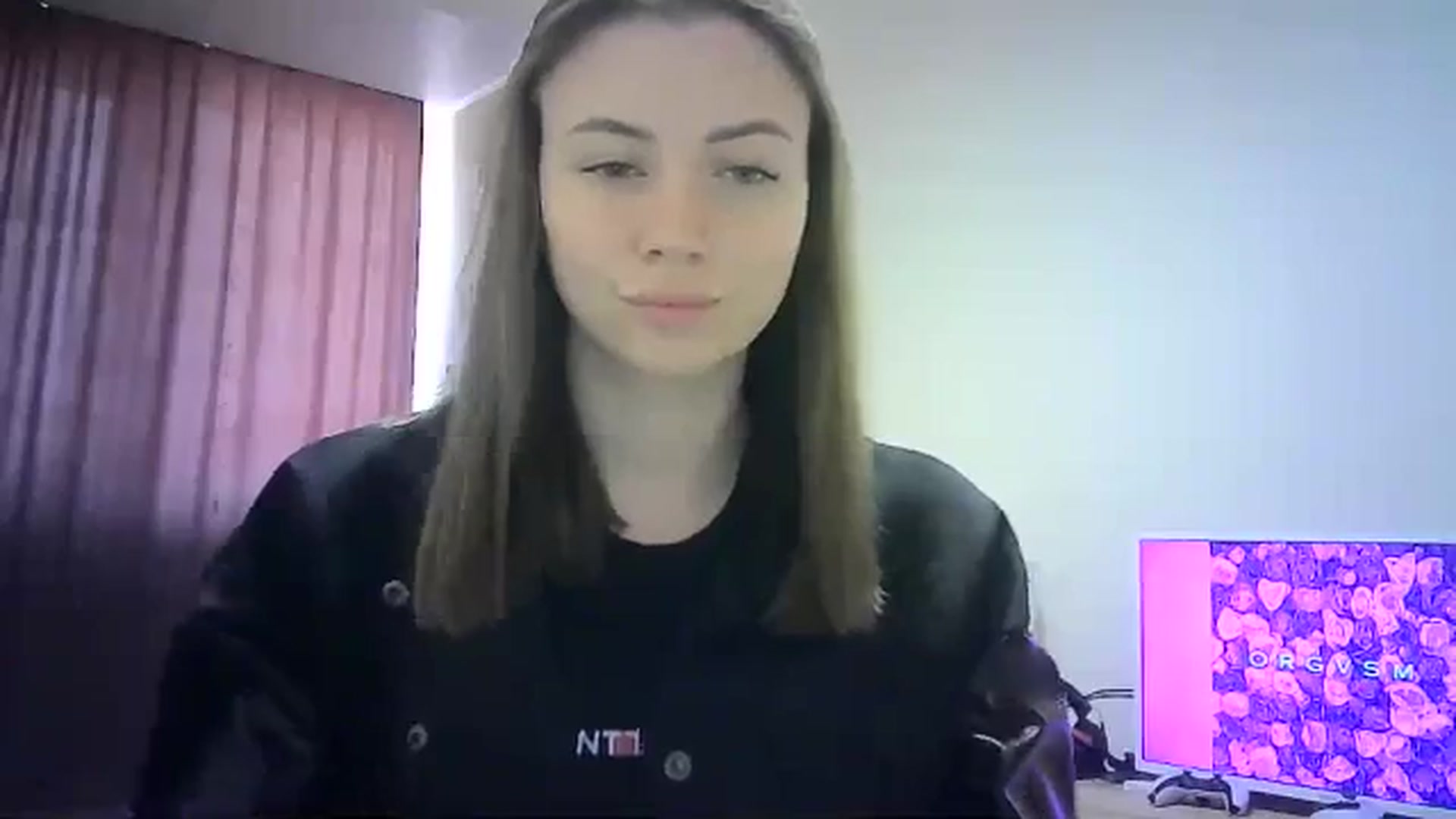 Gallery image thumbnail from Sulfate0's myfreecams stream on, 04/29/2024, 11:52 image 15 of 20