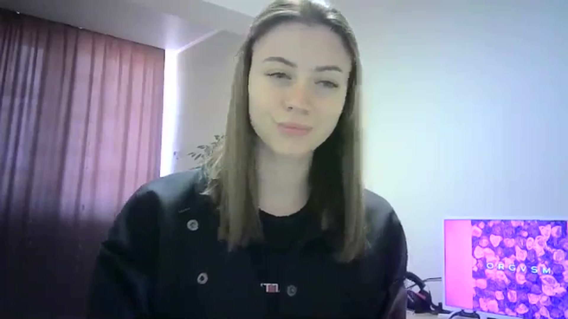 Gallery image thumbnail from Sulfate0's myfreecams stream on, 04/29/2024, 11:52 image 3 of 20