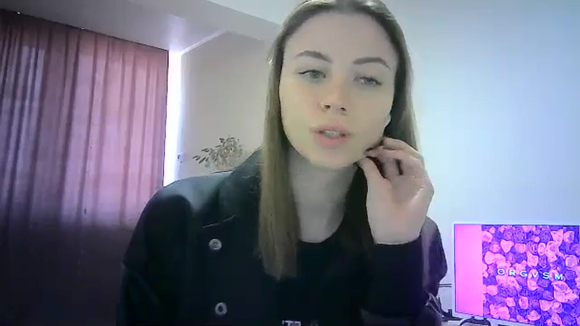 Gallery image thumbnail from Sulfate0's myfreecams stream on, 04/29/2024, 11:52 image 2 of 20