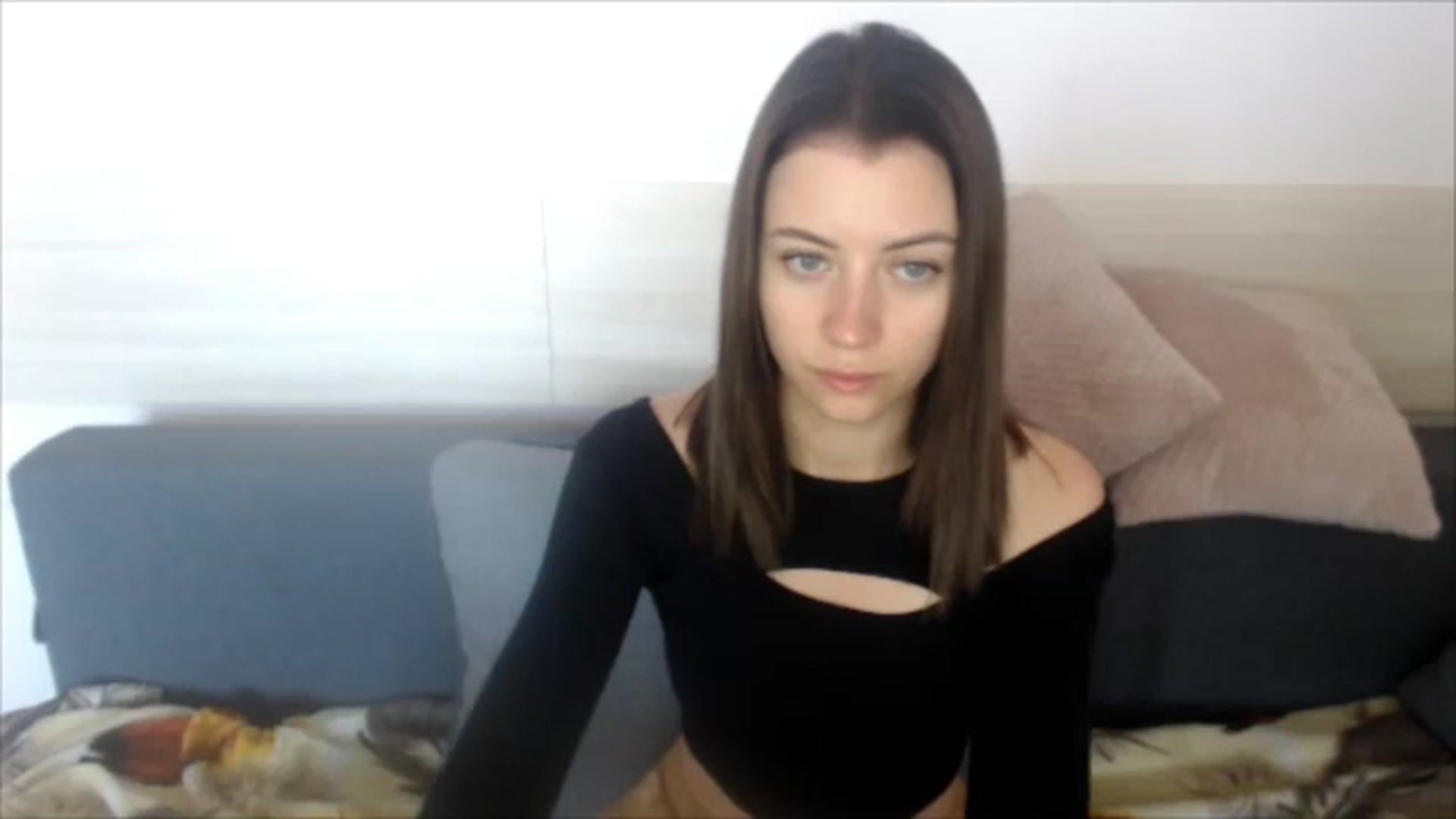 Gallery image thumbnail from Sulfate0's myfreecams stream on, 05/07/2024, 08:19 image 5 of 20