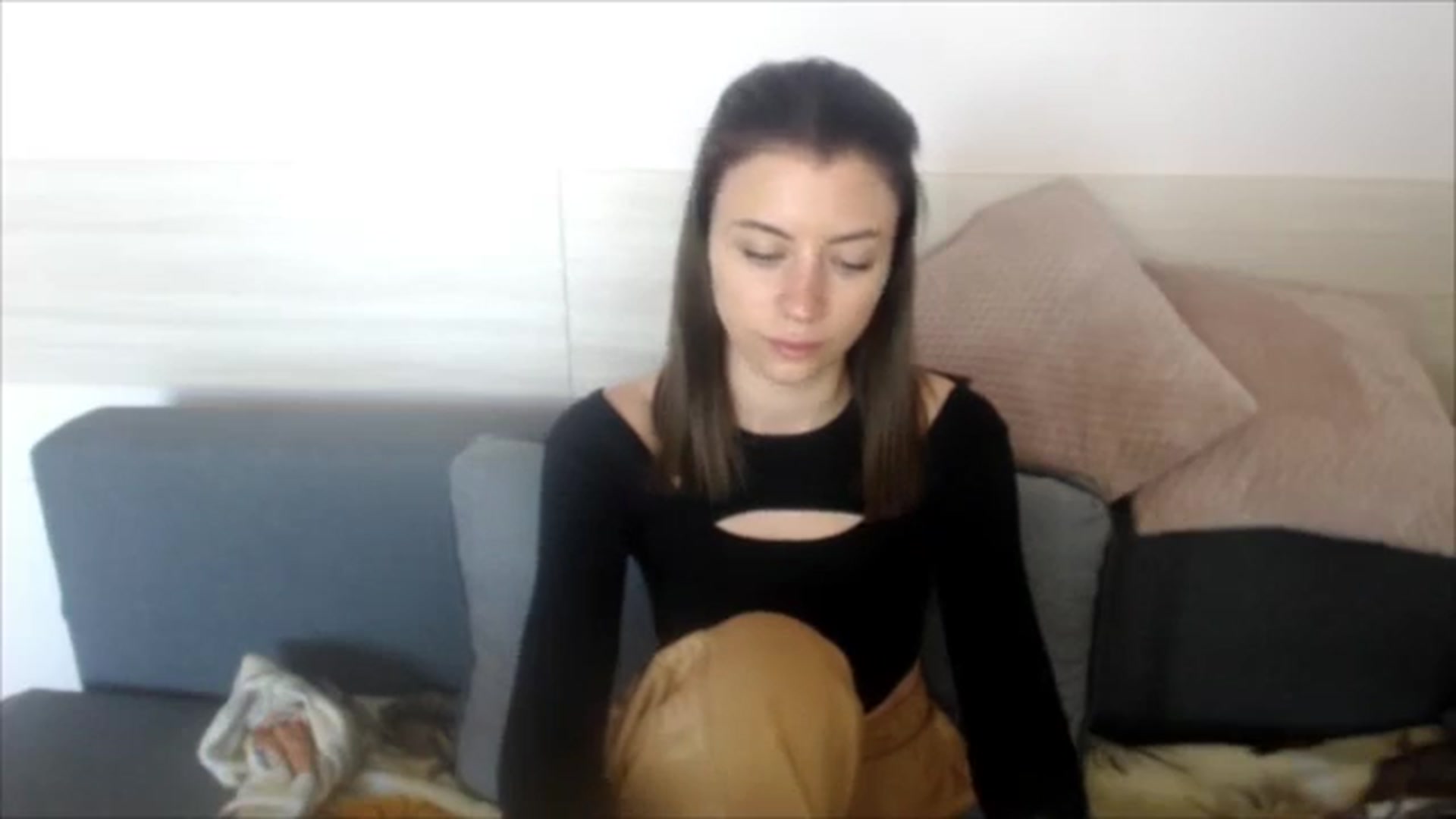 Gallery image thumbnail from Sulfate0's myfreecams stream on, 05/07/2024, 09:25 image 12 of 20