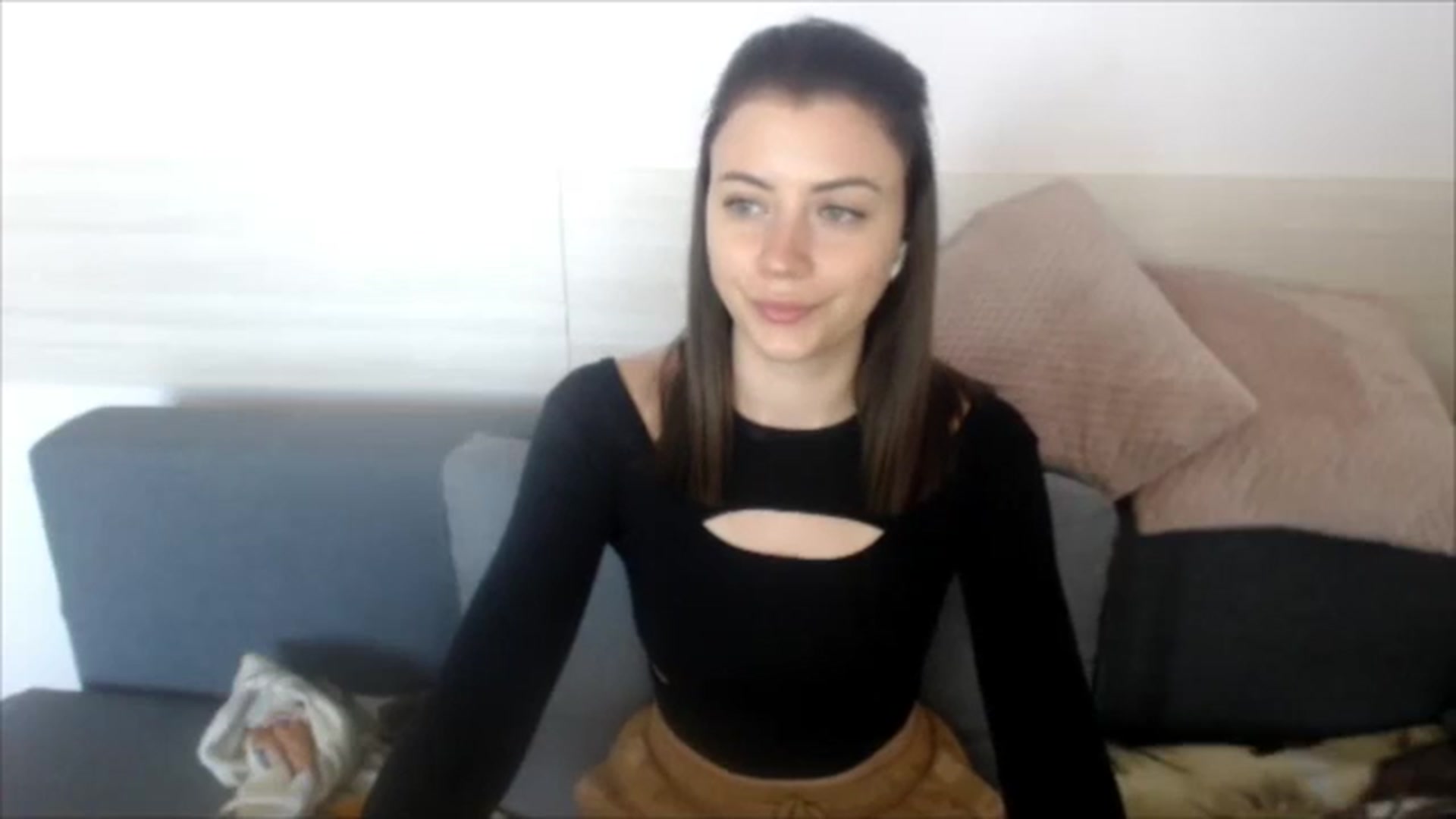 Gallery image thumbnail from Sulfate0's myfreecams stream on, 05/07/2024, 09:25 image 8 of 20