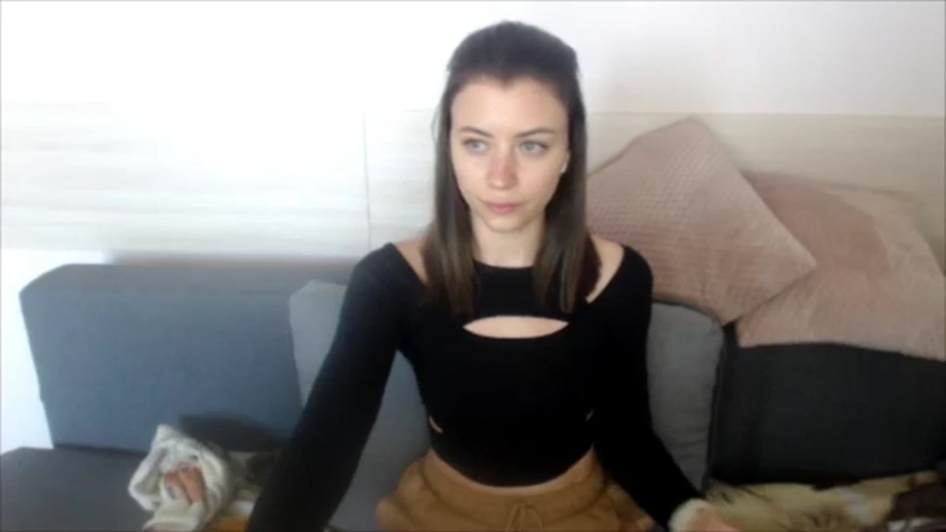 Gallery image thumbnail from Sulfate0's myfreecams stream on, 05/07/2024, 09:25 image 9 of 20