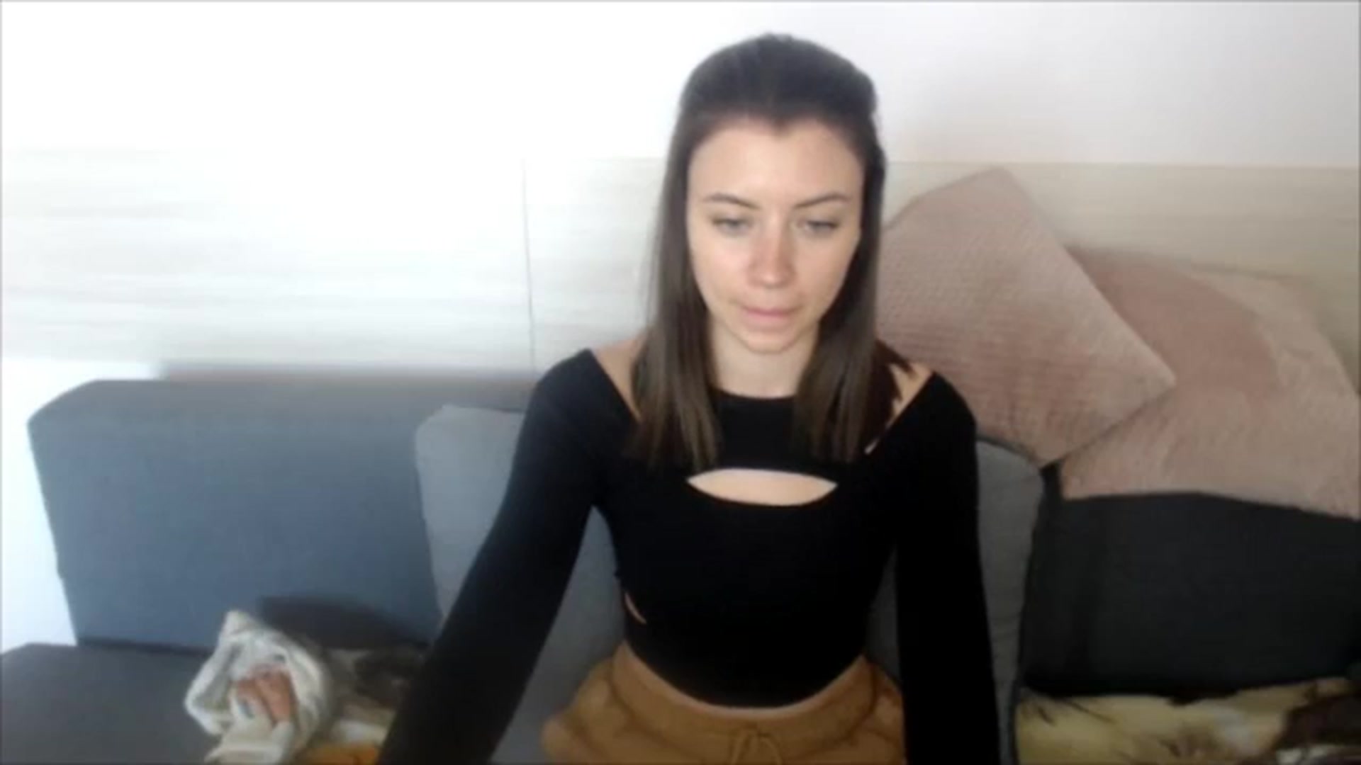 Gallery image thumbnail from Sulfate0's myfreecams stream on, 05/07/2024, 09:25 image 10 of 20