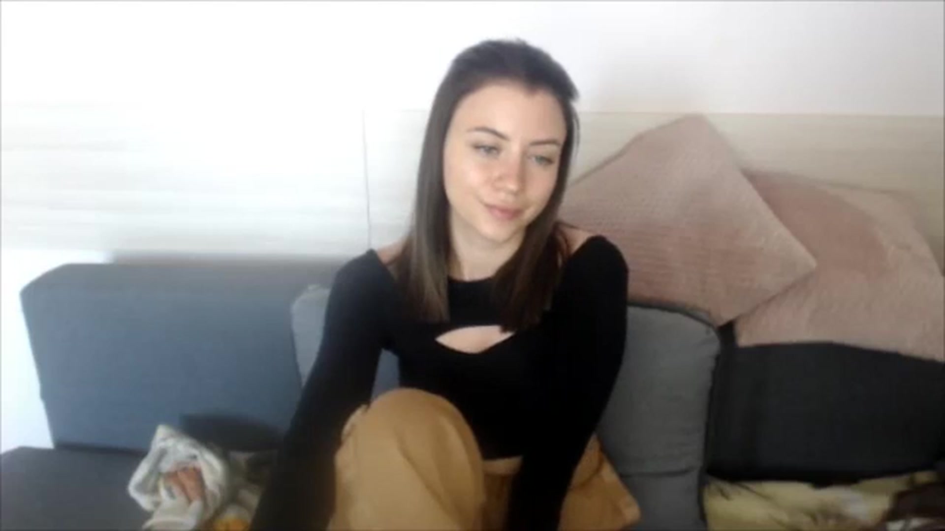 Gallery image thumbnail from Sulfate0's myfreecams stream on, 05/07/2024, 09:25 image 20 of 20