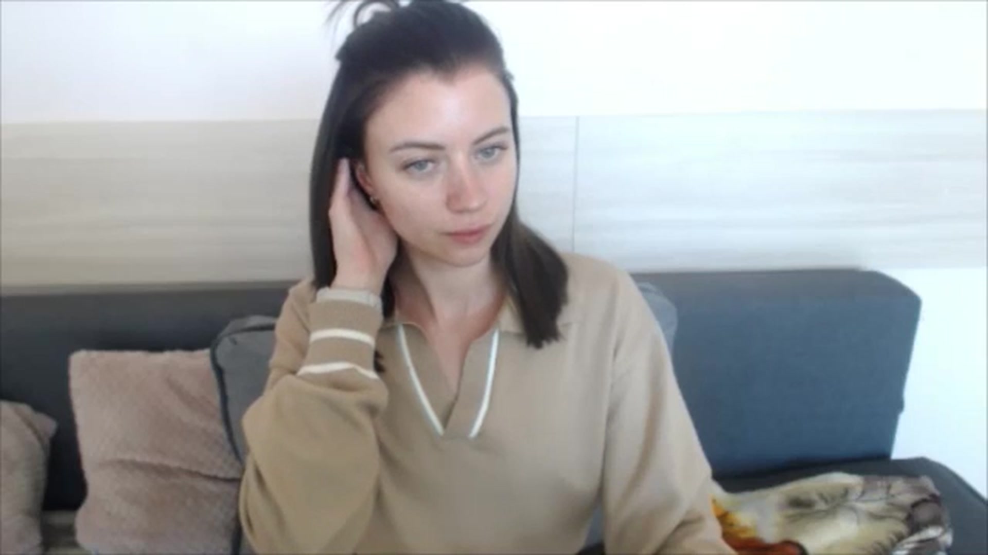 Gallery image thumbnail from Sulfate0's myfreecams stream on, 05/08/2024, 12:30 image 6 of 20