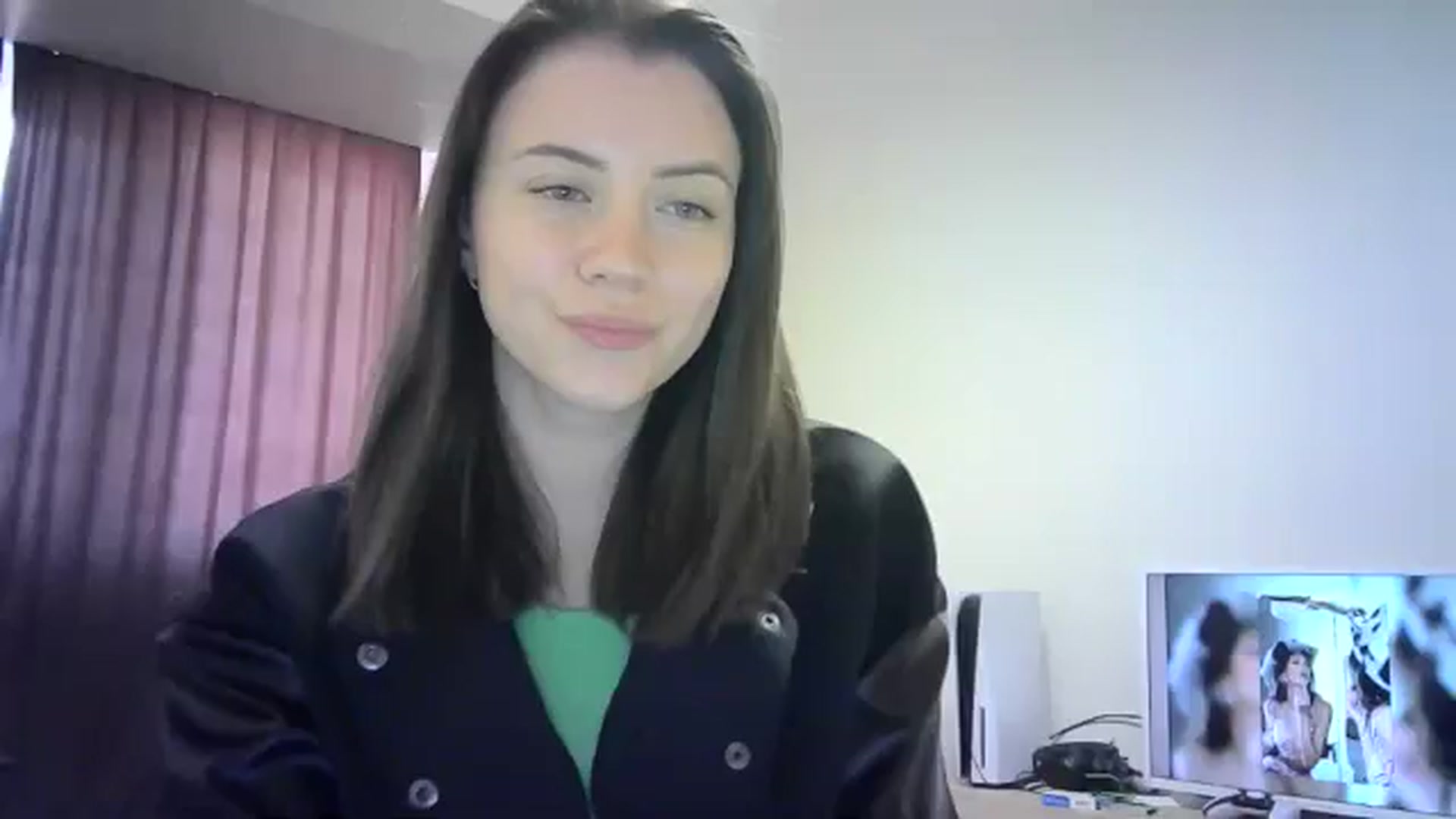 Gallery image thumbnail from Sulfate0's myfreecams stream on, 05/09/2024, 12:34 image 11 of 20