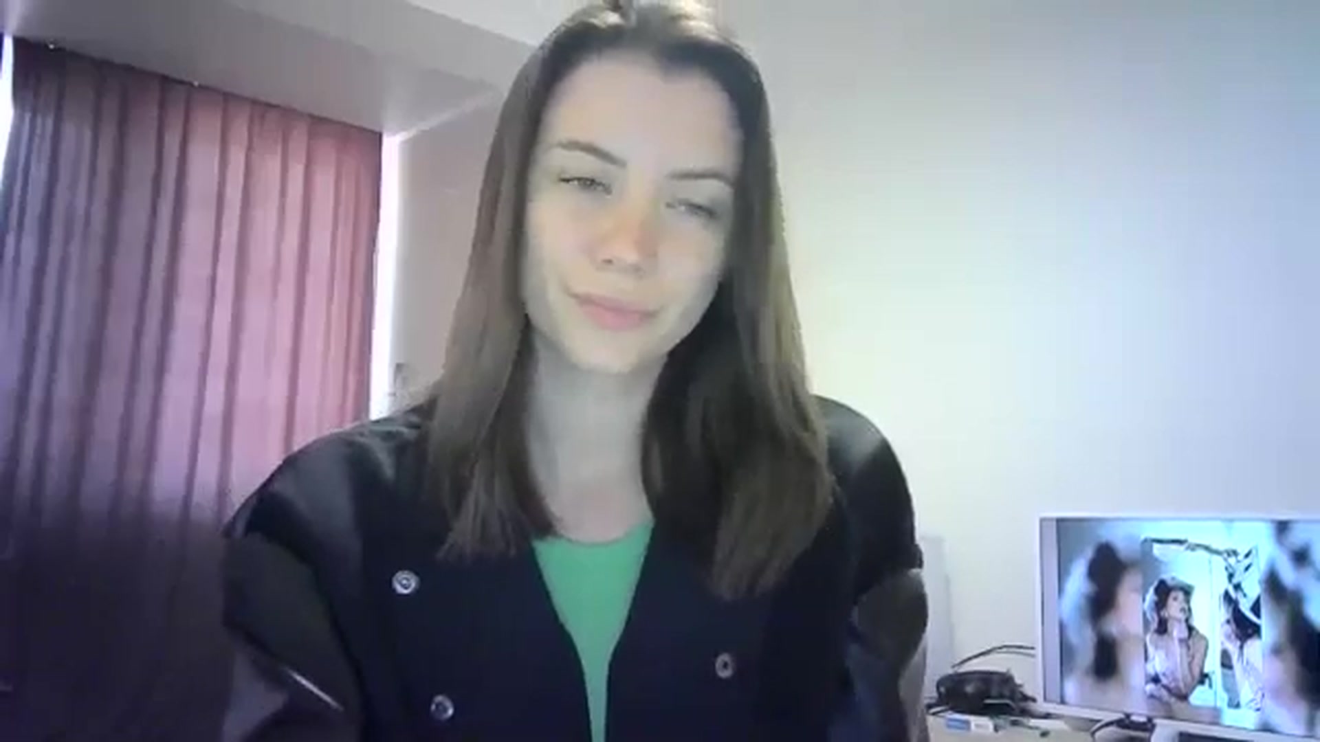 Gallery image thumbnail from Sulfate0's myfreecams stream on, 05/09/2024, 12:34 image 6 of 20