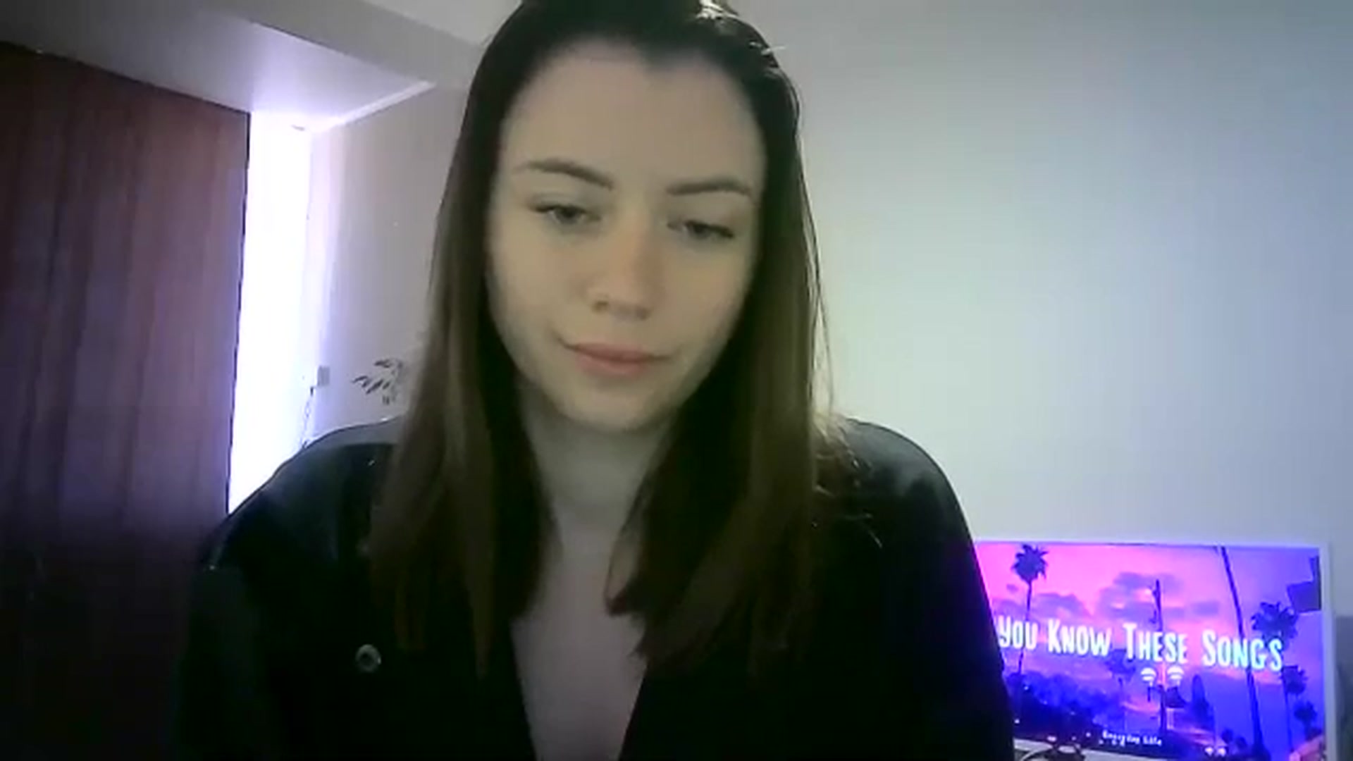 Gallery image thumbnail from Sulfate0's myfreecams stream on, 05/10/2024, 07:27 image 11 of 20
