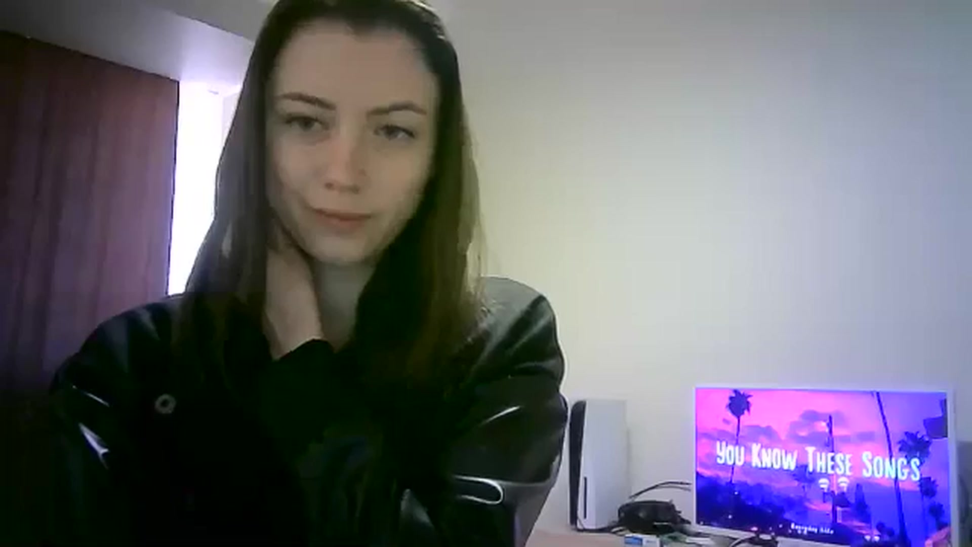 Gallery image thumbnail from Sulfate0's myfreecams stream on, 05/10/2024, 07:27 image 5 of 20