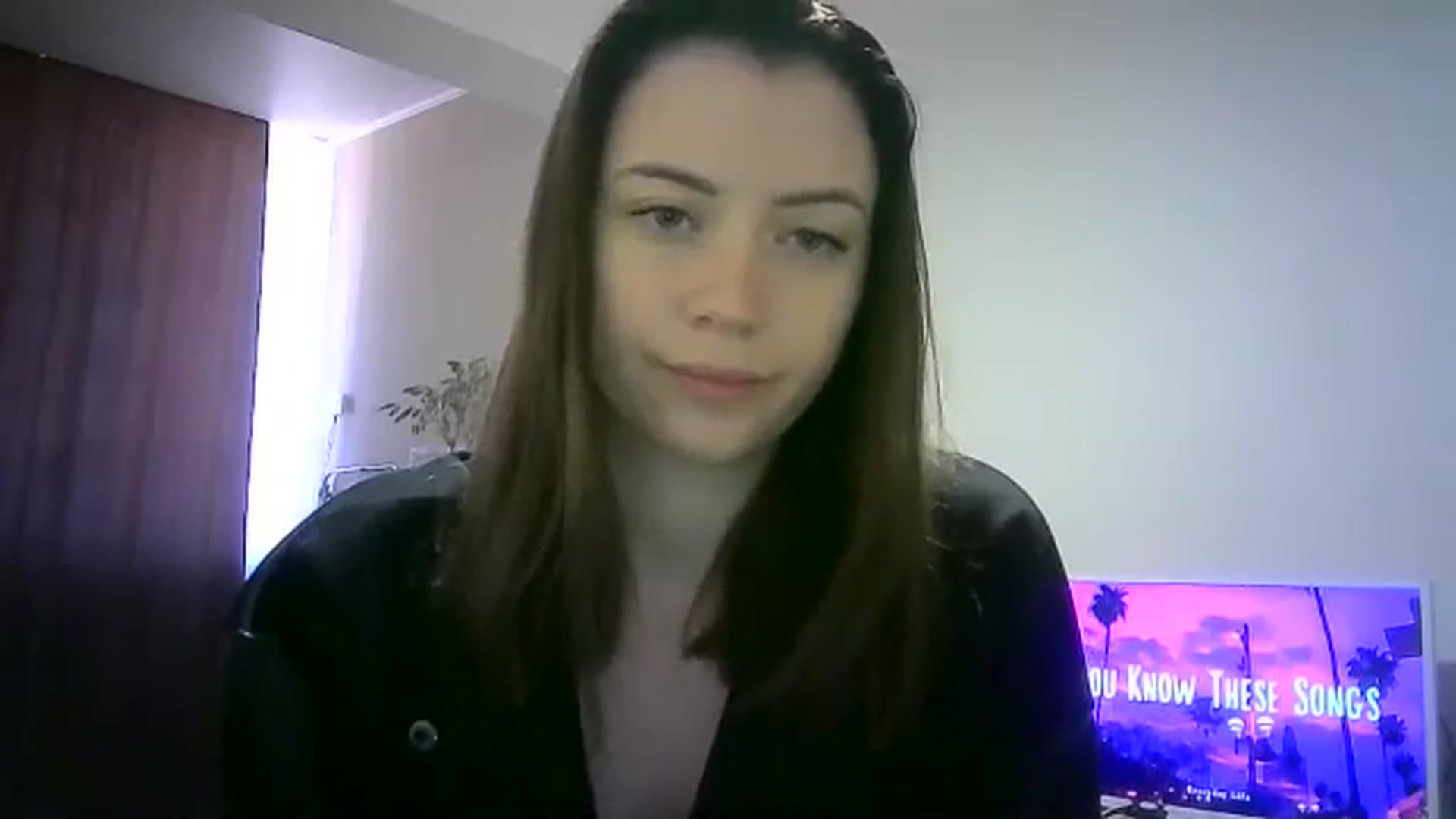 Gallery image thumbnail from Sulfate0's myfreecams stream on, 05/10/2024, 07:27 image 15 of 20
