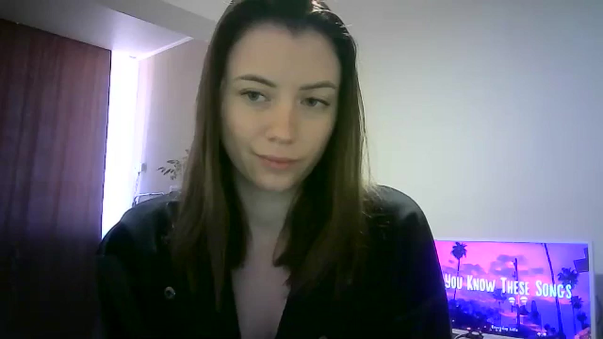 Gallery image thumbnail from Sulfate0's myfreecams stream on, 05/10/2024, 07:27 image 12 of 20