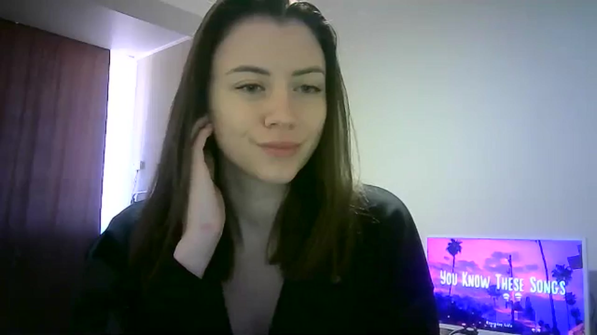 Gallery image thumbnail from Sulfate0's myfreecams stream on, 05/10/2024, 07:27 image 9 of 20