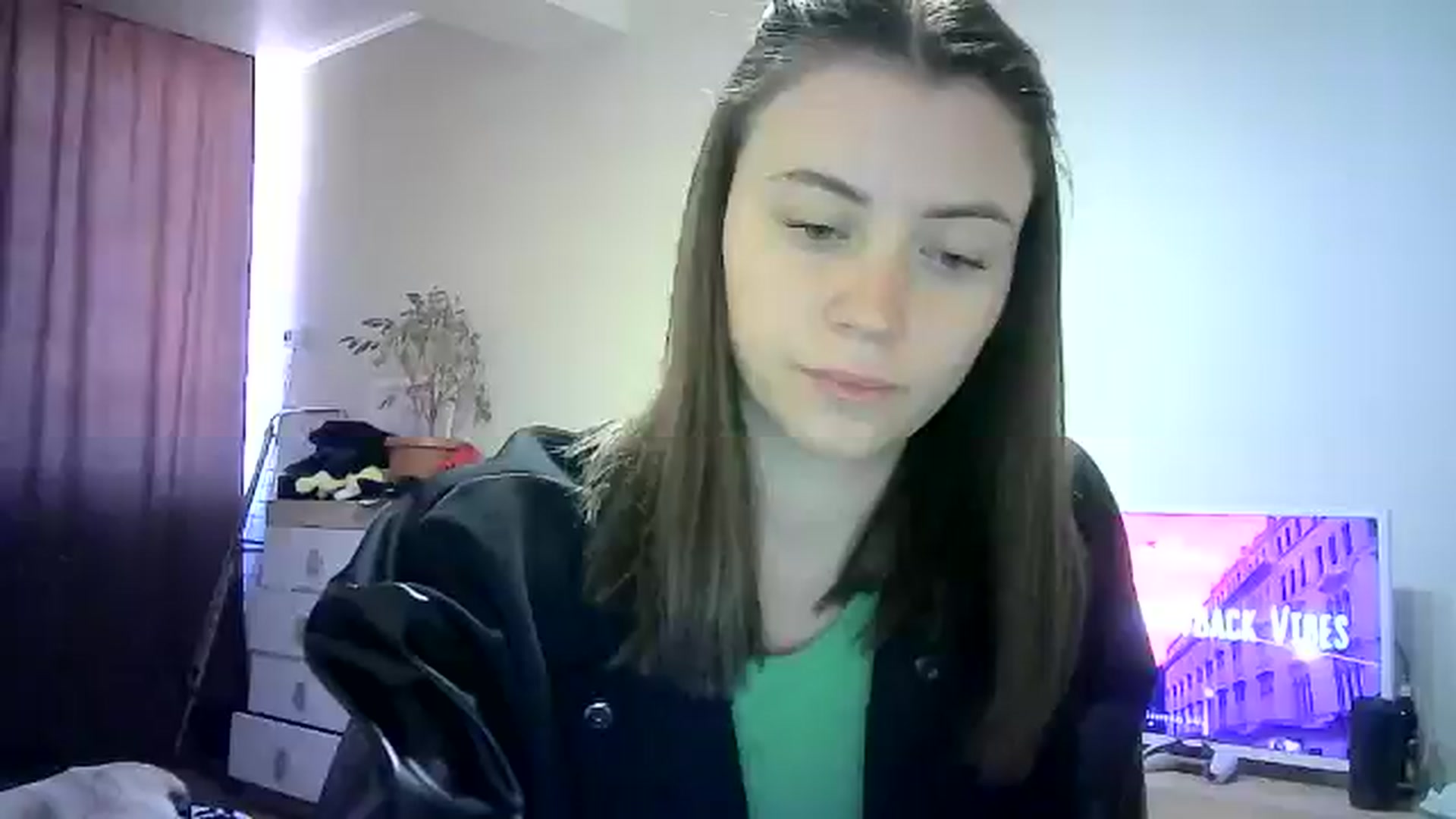 Gallery image thumbnail from Sulfate0's myfreecams stream on, 05/16/2024, 09:20 image 19 of 20