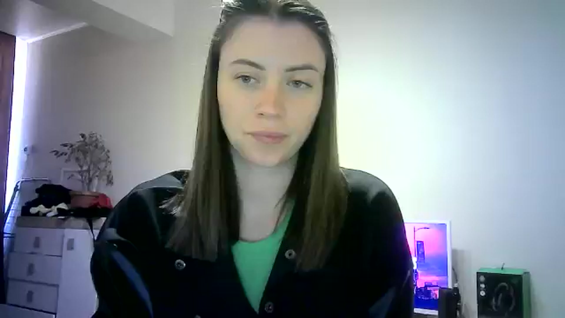 Gallery image thumbnail from Sulfate0's myfreecams stream on, 05/16/2024, 10:58 image 16 of 20