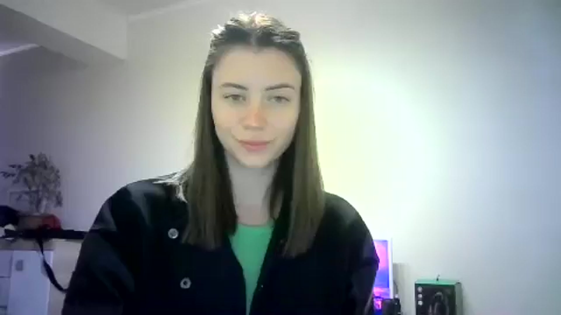 Gallery image thumbnail from Sulfate0's myfreecams stream on, 05/16/2024, 11:06 image 11 of 20