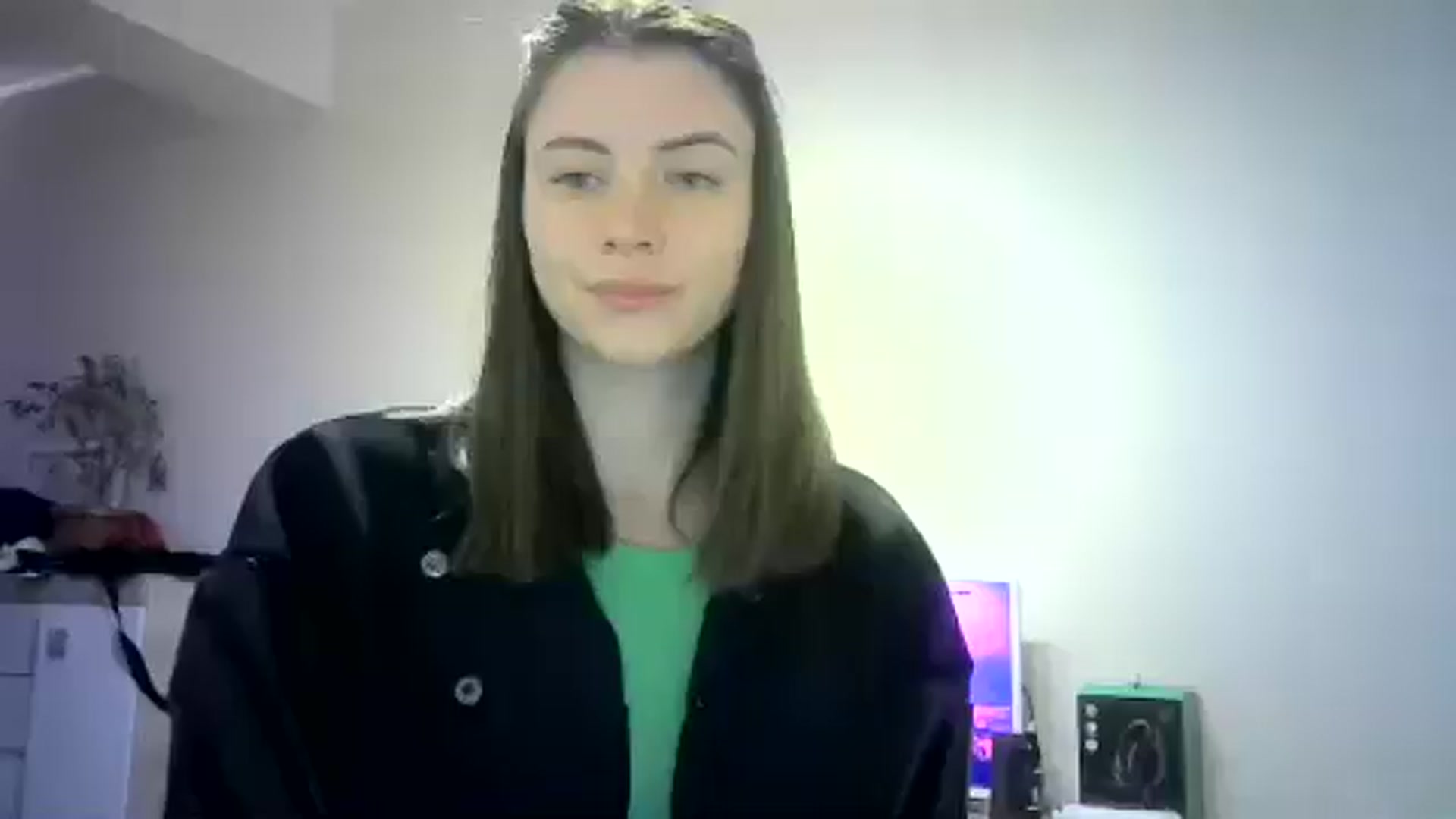 Gallery image thumbnail from Sulfate0's myfreecams stream on, 05/16/2024, 11:06 image 20 of 20