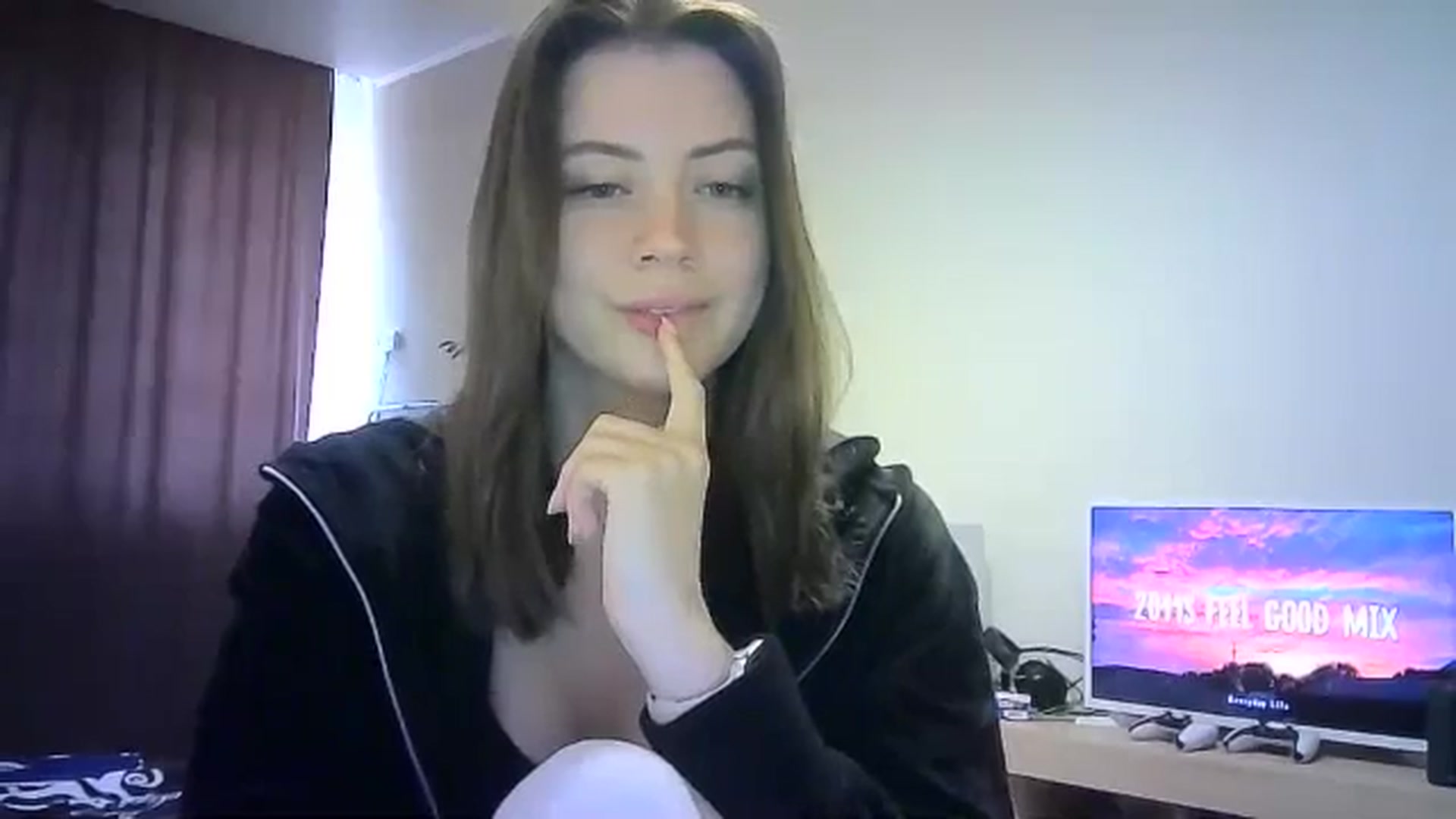 Gallery image thumbnail from Sulfate0's myfreecams stream on, 05/18/2024, 12:03 image 10 of 20