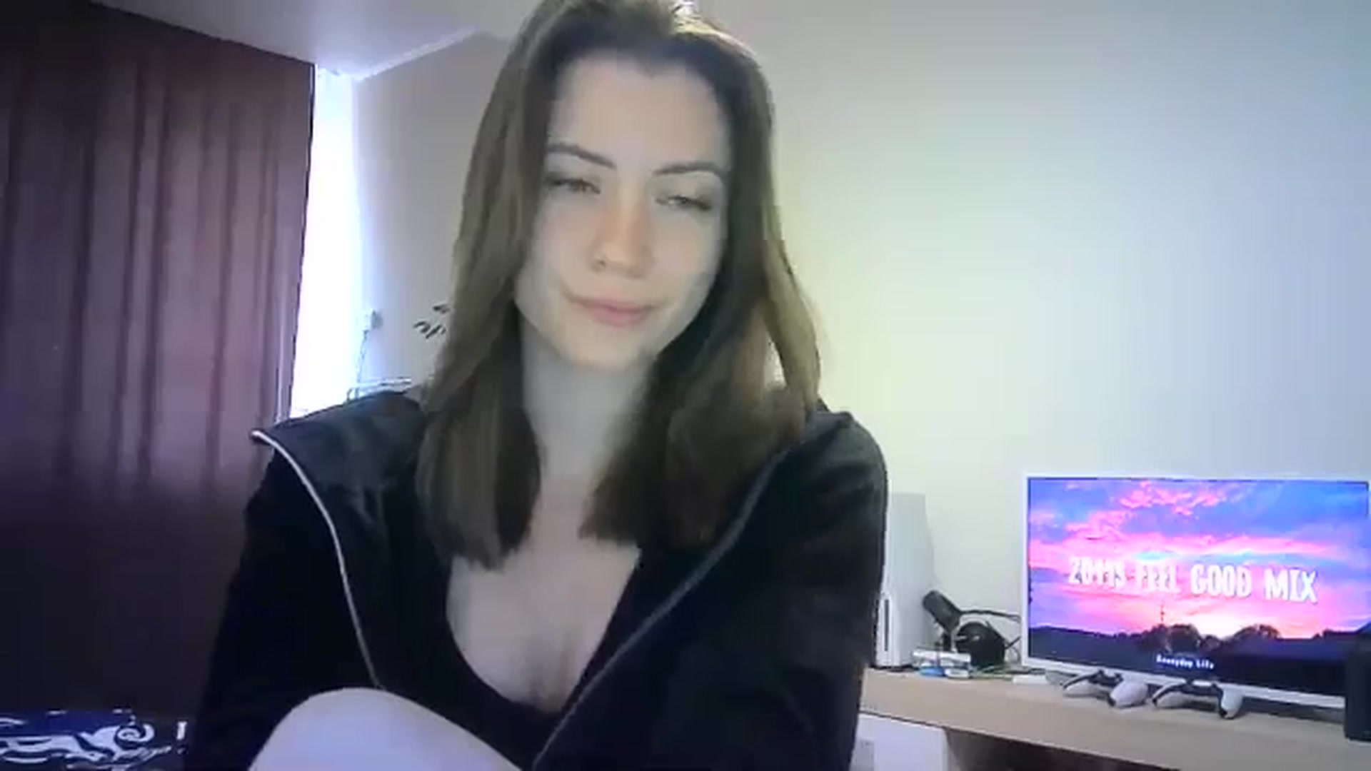 Gallery image thumbnail from Sulfate0's myfreecams stream on, 05/18/2024, 12:03 image 11 of 20