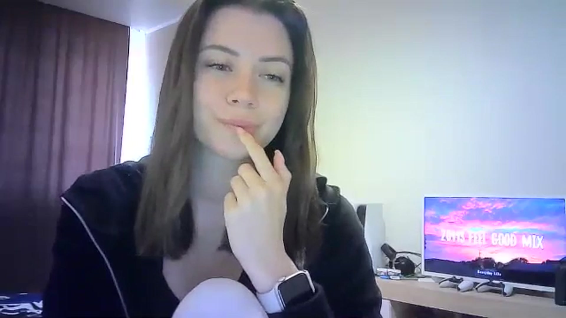 Gallery image thumbnail from Sulfate0's myfreecams stream on, 05/18/2024, 12:03 image 7 of 20