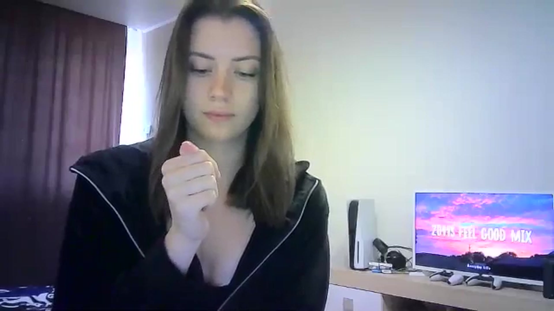 Gallery image thumbnail from Sulfate0's myfreecams stream on, 05/18/2024, 12:03 image 12 of 20