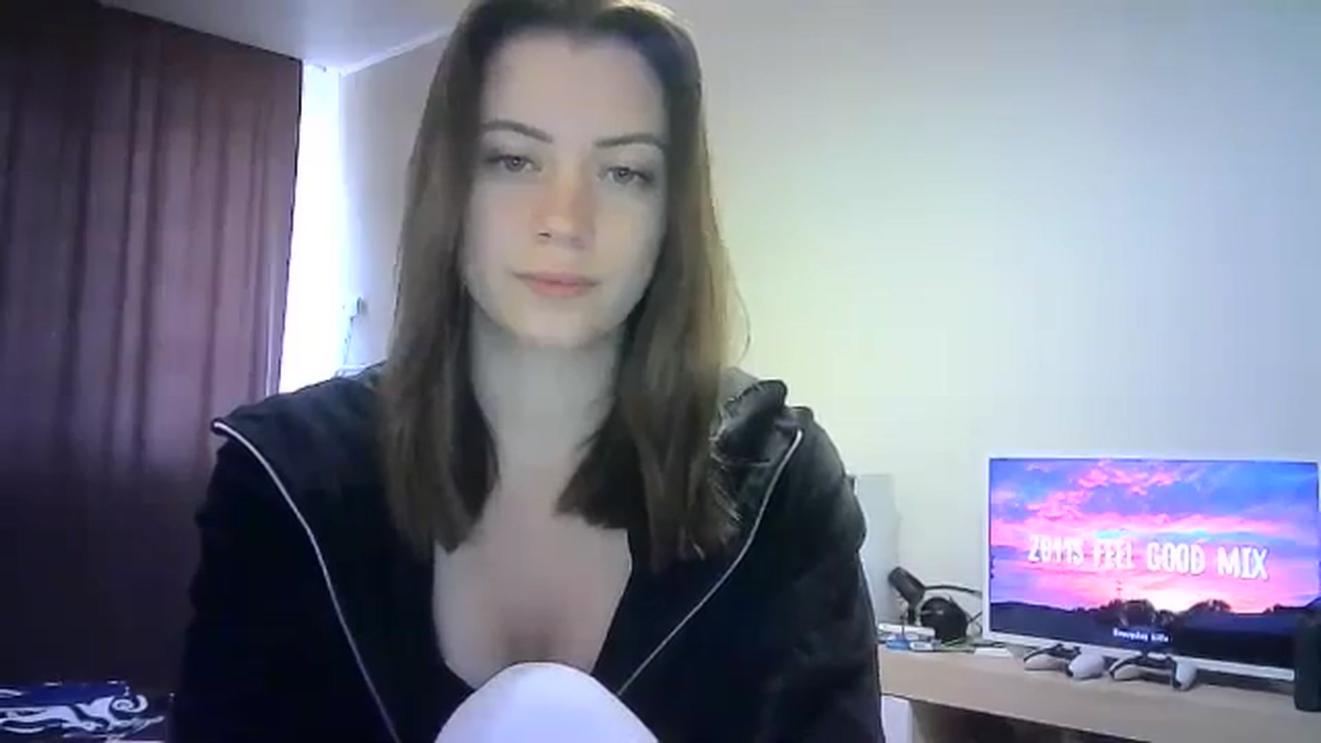 Gallery image thumbnail from Sulfate0's myfreecams stream on, 05/18/2024, 12:03 image 9 of 20