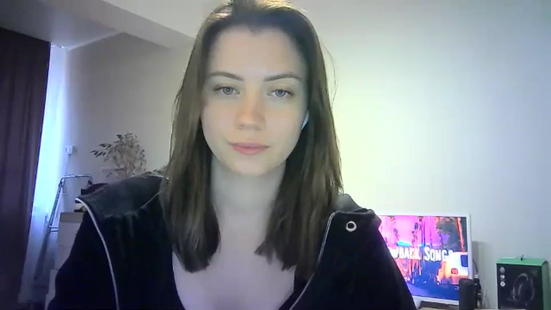 Gallery image thumbnail from Sulfate0's myfreecams stream on, 05/18/2024, 13:06 image 15 of 20