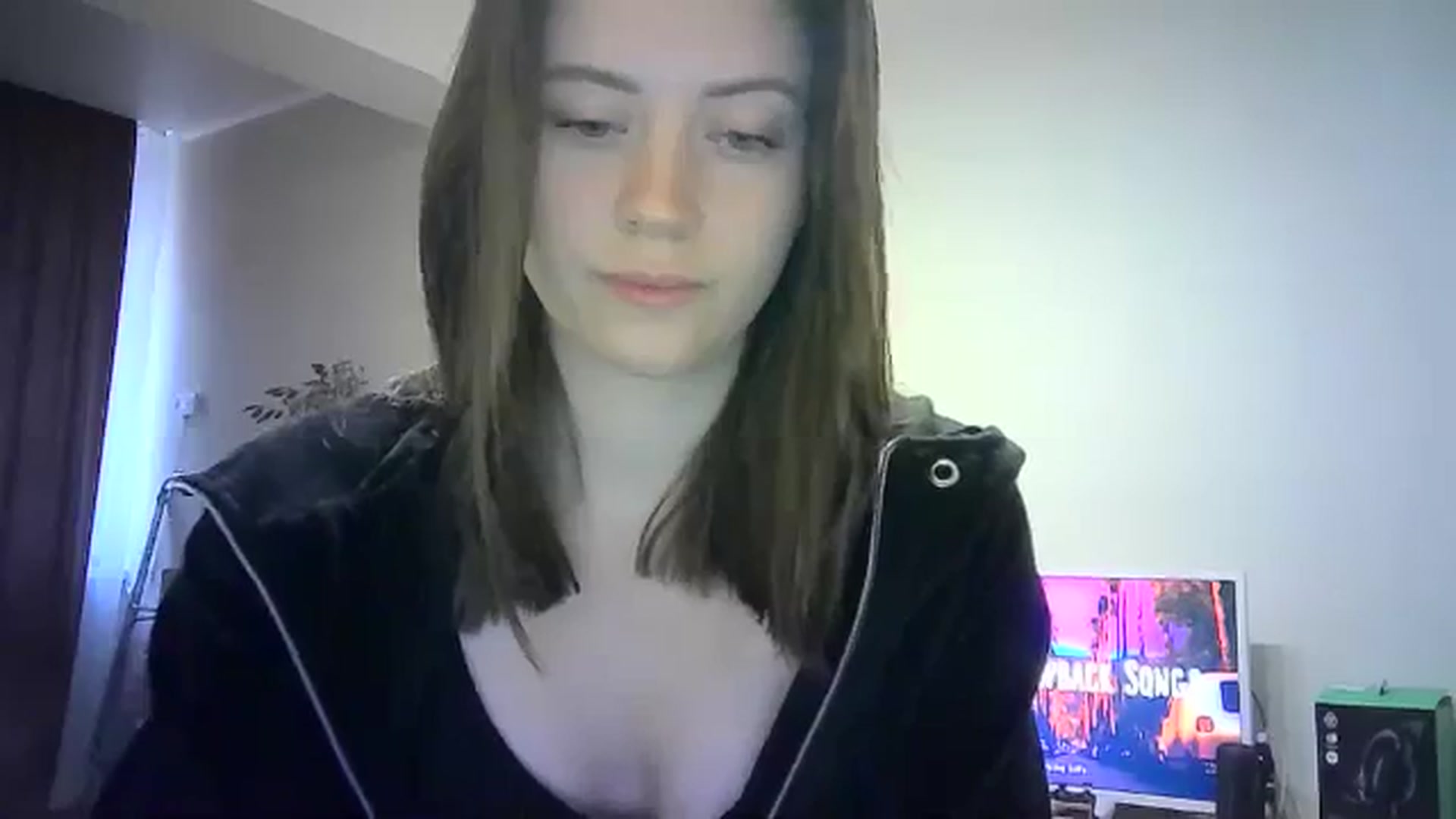 Gallery image thumbnail from Sulfate0's myfreecams stream on, 05/18/2024, 13:06 image 13 of 20