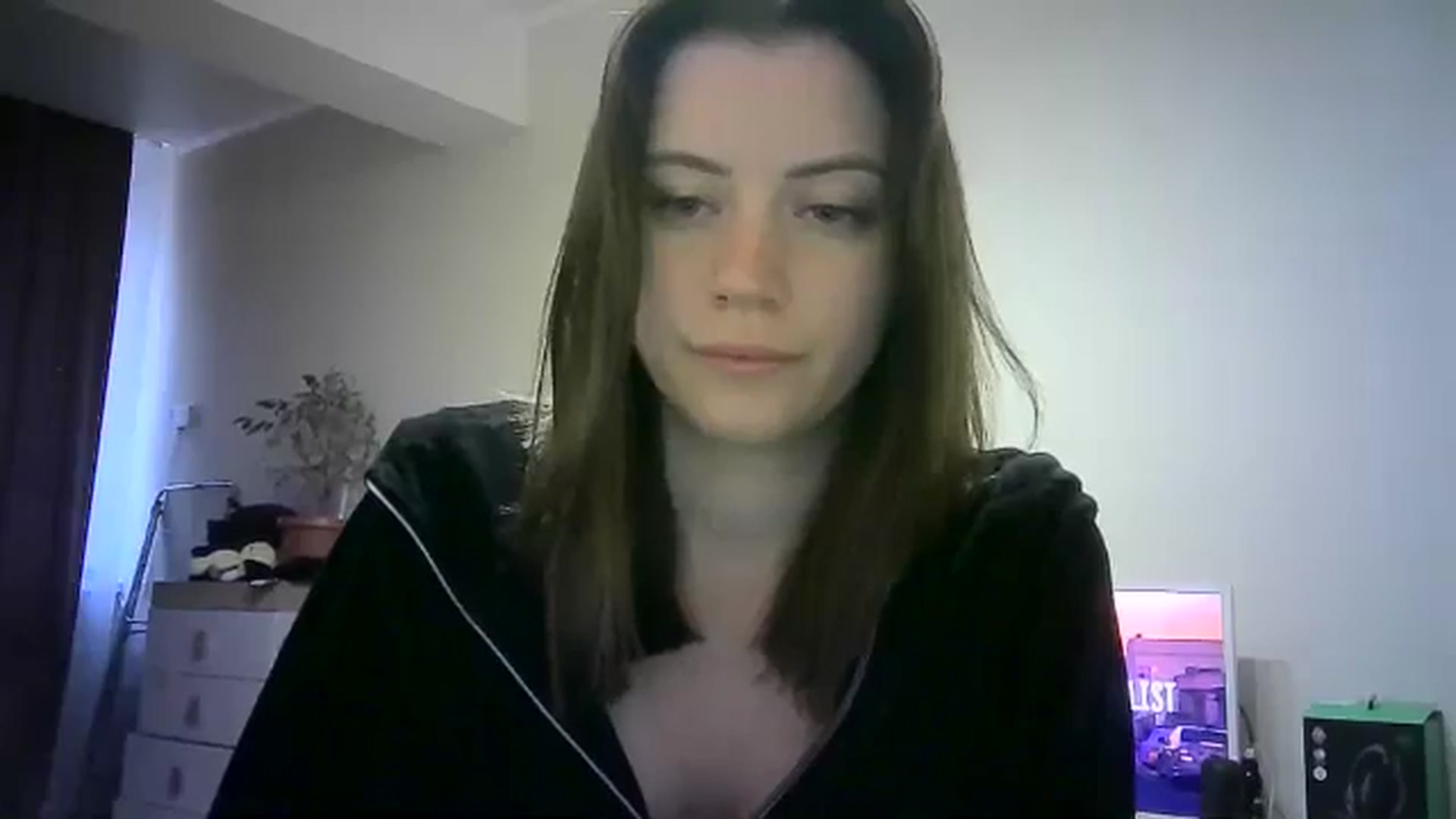 Gallery image thumbnail from Sulfate0's myfreecams stream on, 05/18/2024, 13:40 image 5 of 20