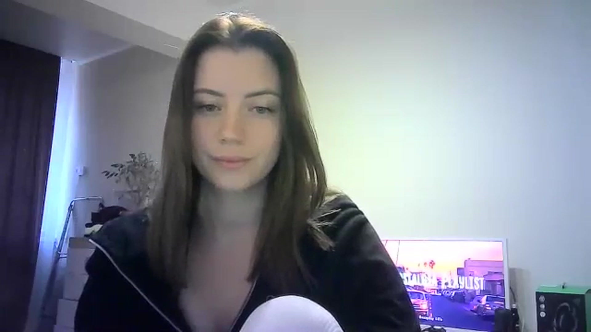 Gallery image thumbnail from Sulfate0's myfreecams stream on, 05/18/2024, 13:40 image 17 of 20