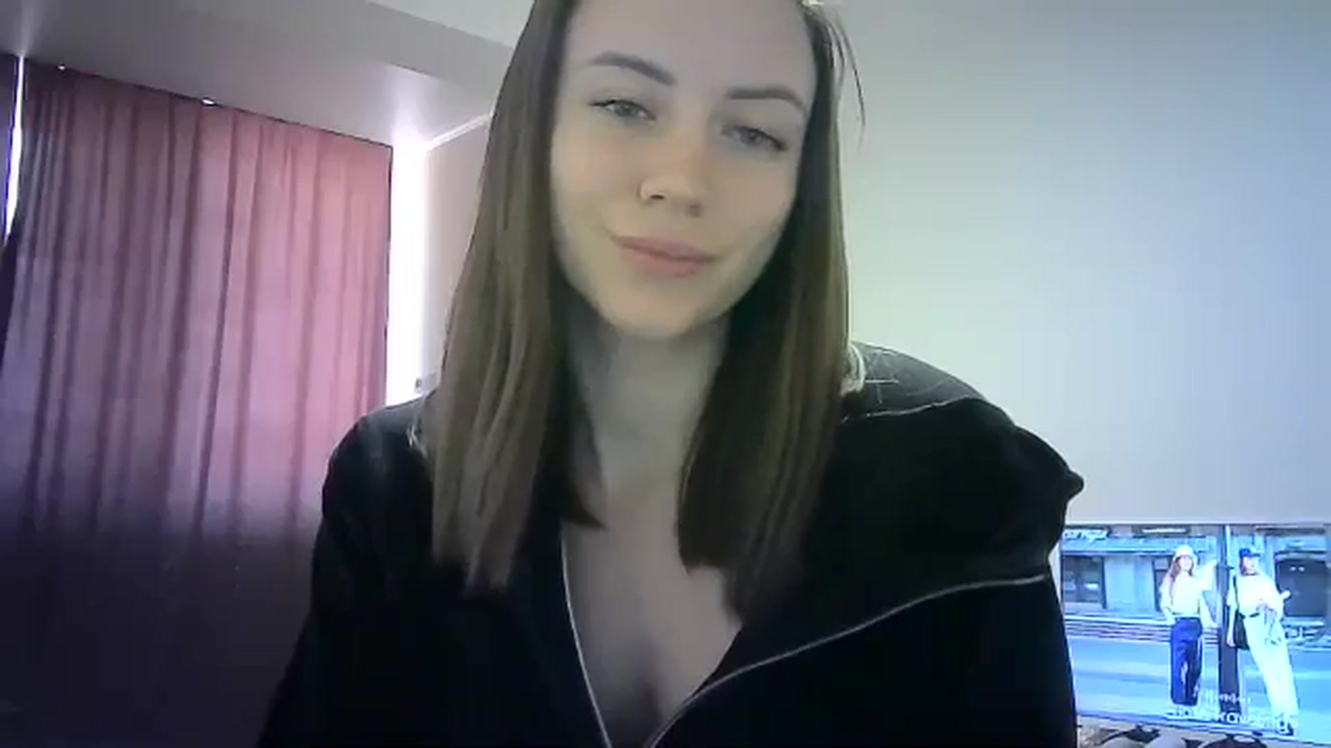 Gallery image thumbnail from Sulfate0's myfreecams stream on, 05/19/2024, 10:35 image 10 of 20