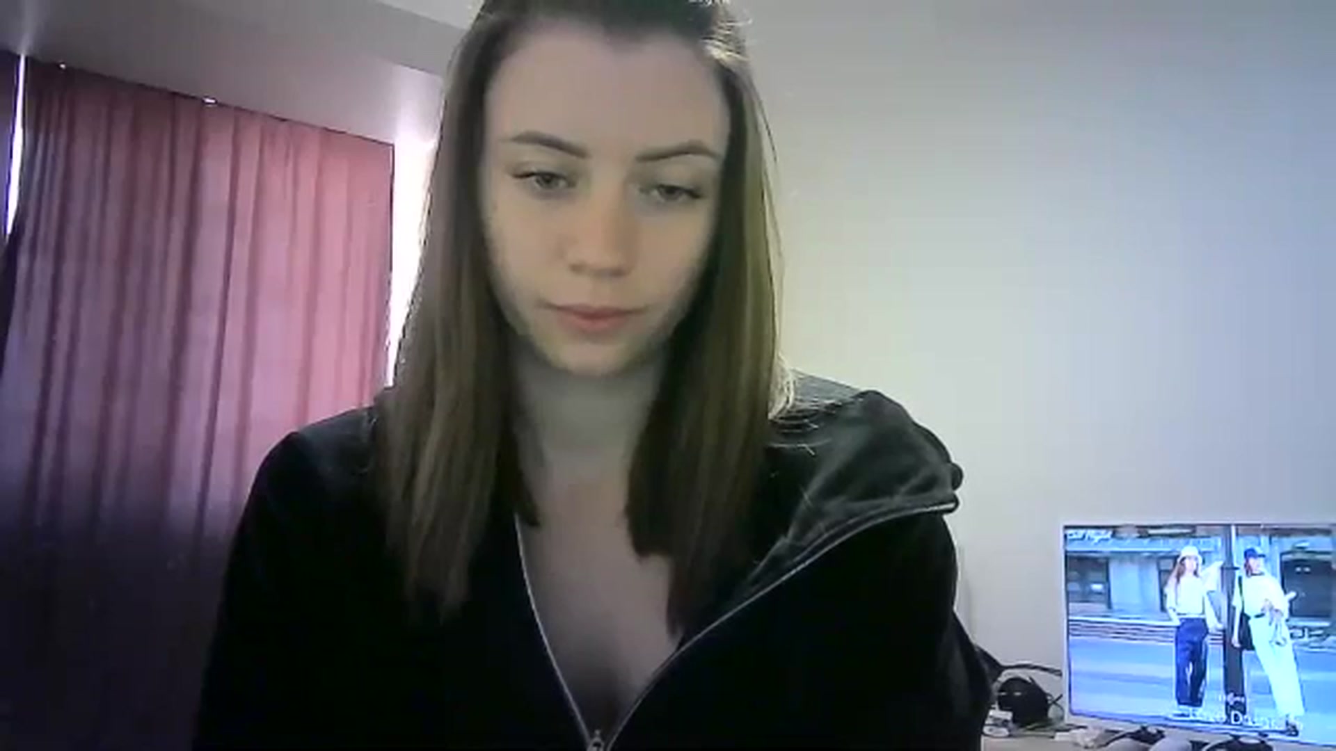 Gallery image thumbnail from Sulfate0's myfreecams stream on, 05/19/2024, 10:35 image 6 of 20